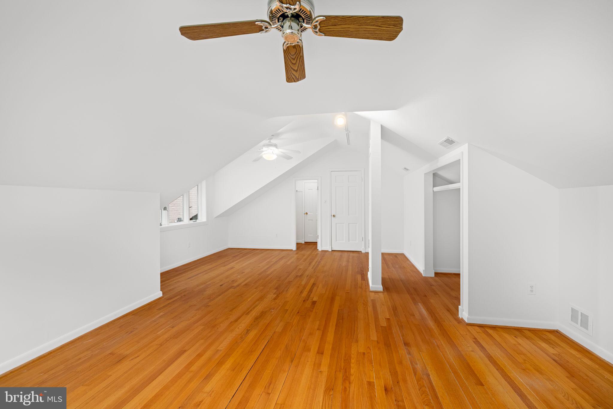 5505 PEMBROKE TERRACE