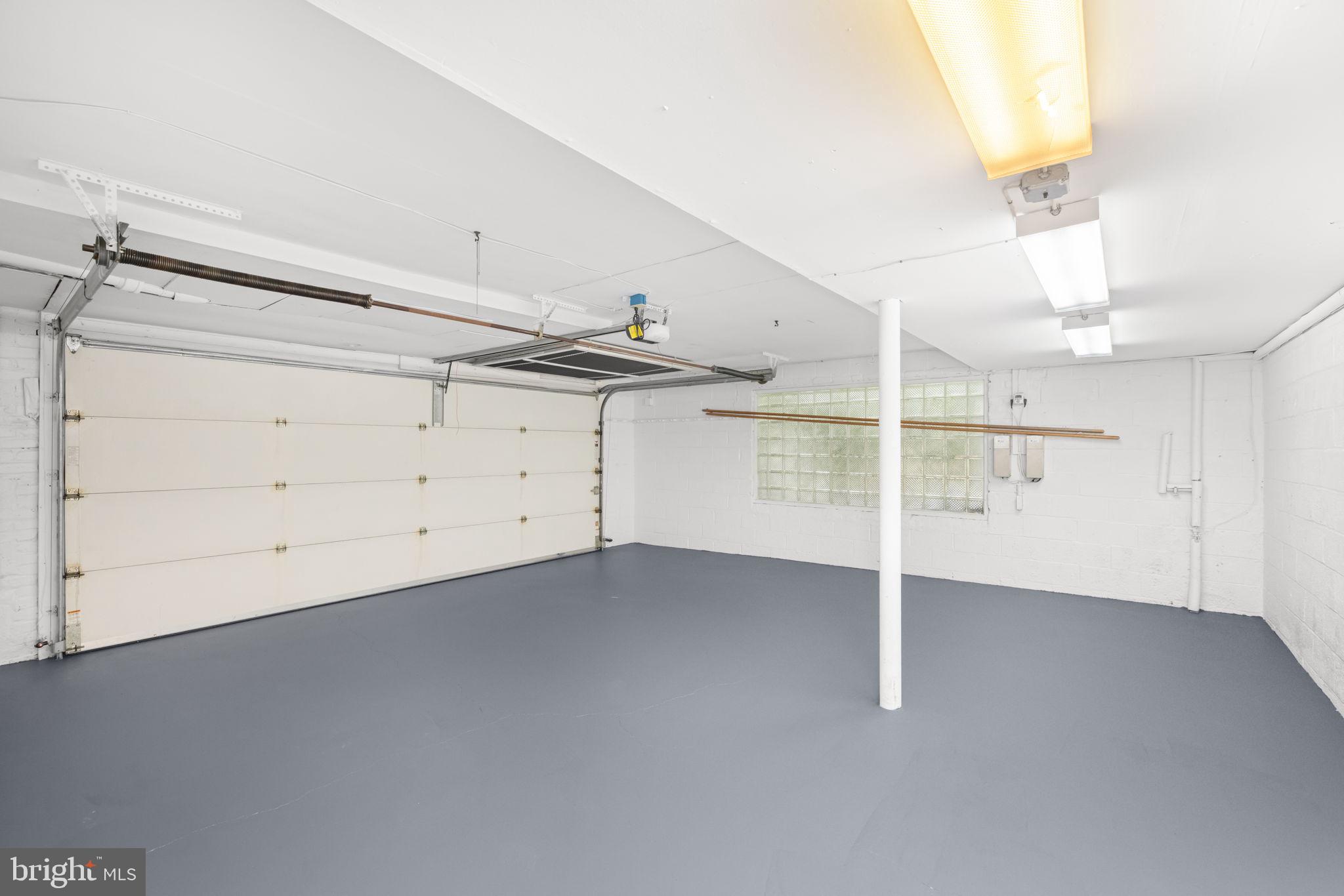 5505 PEMBROKE TERRACE