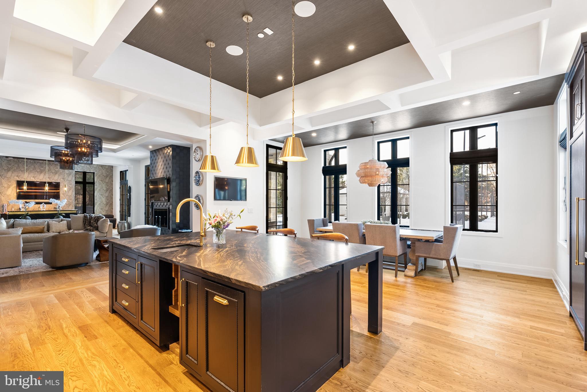 8913 HOLLY LEAF LANE