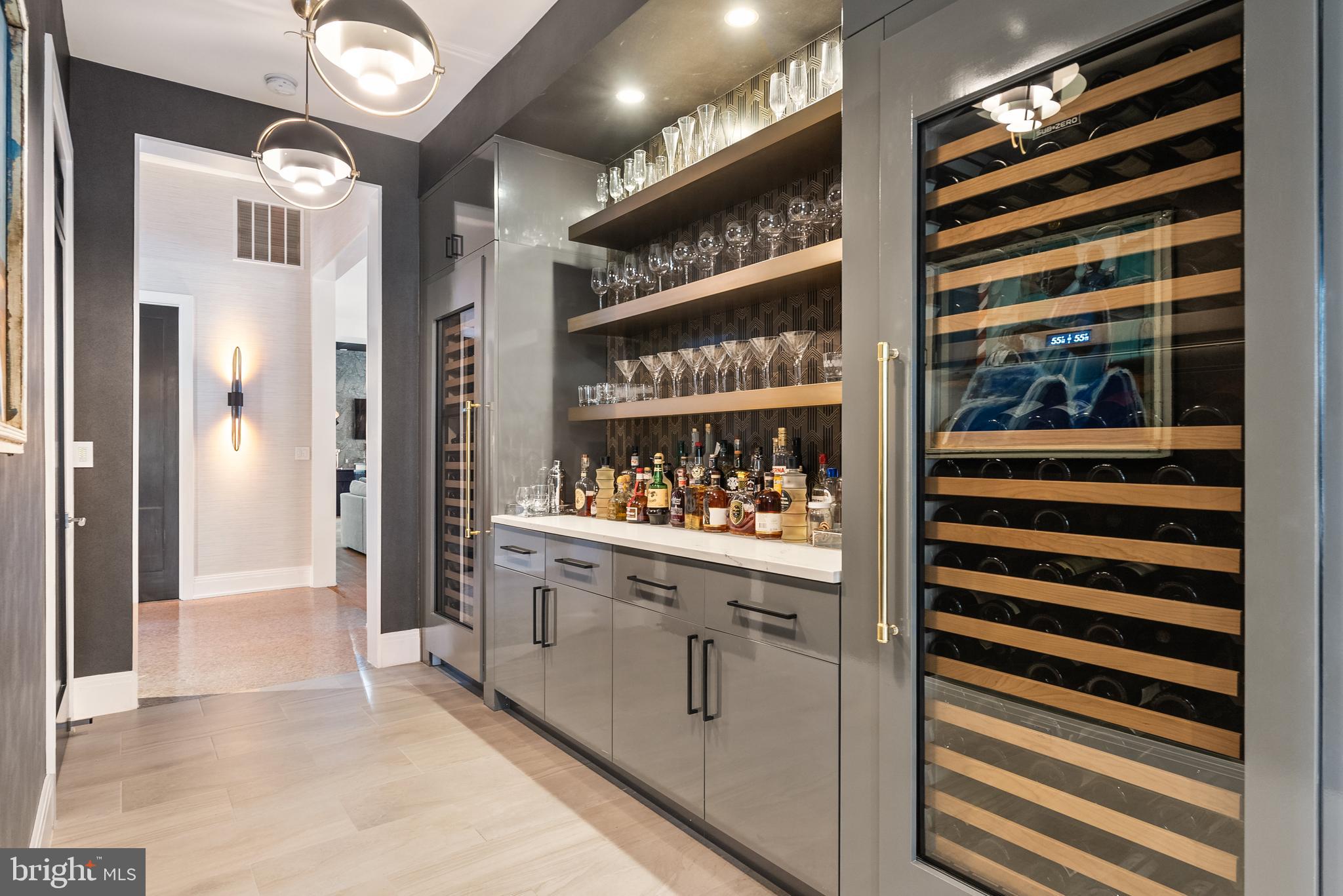 8913 HOLLY LEAF LANE