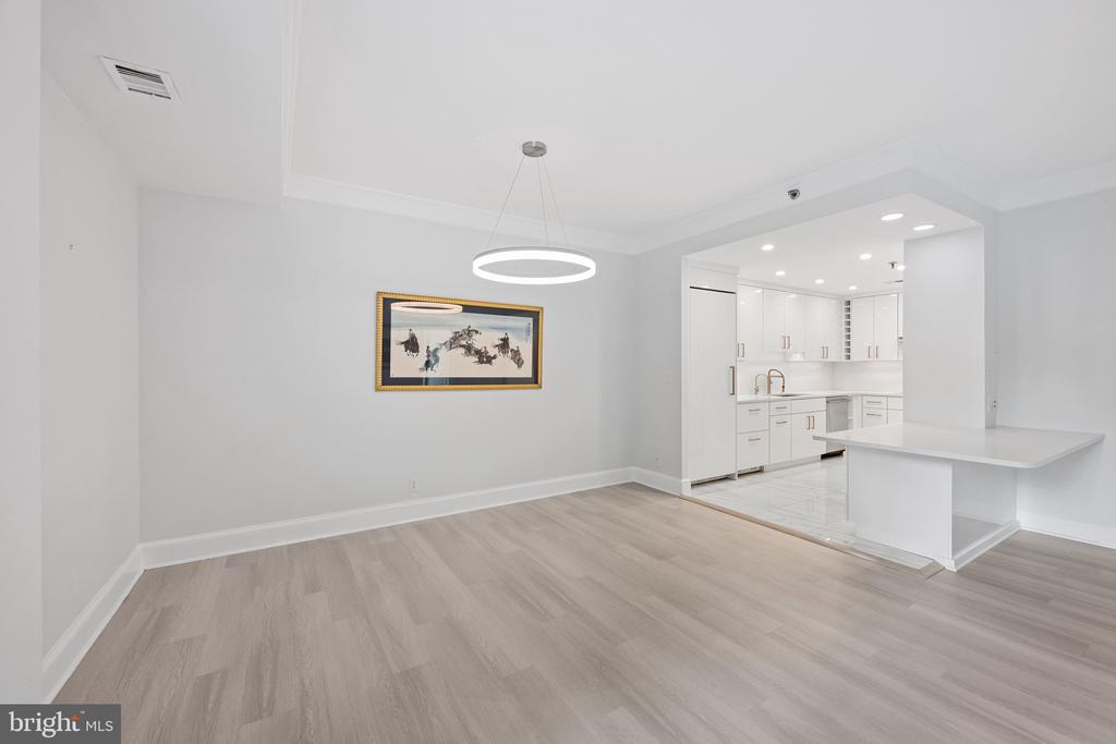 8101 CONNECTICUT AVENUE N109