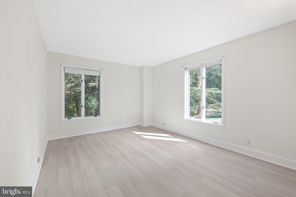 8101 CONNECTICUT AVENUE N109