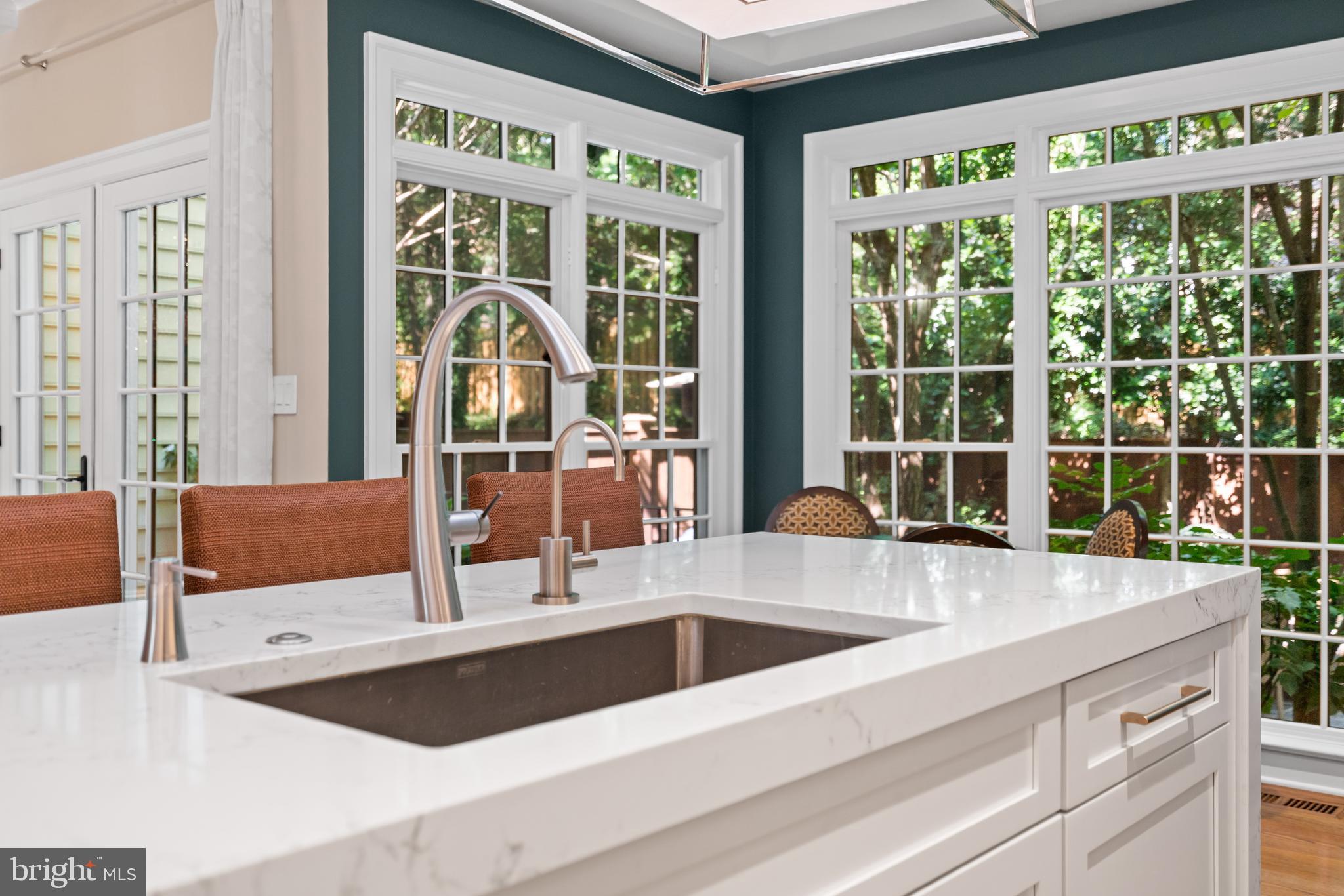 7301 BANNOCKBURN RIDGE COURT