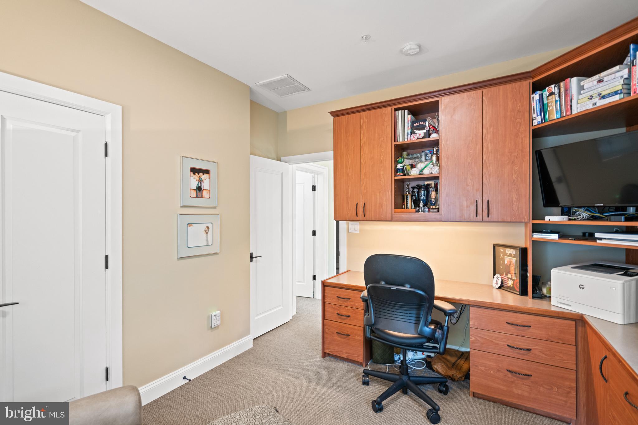 7301 BANNOCKBURN RIDGE COURT