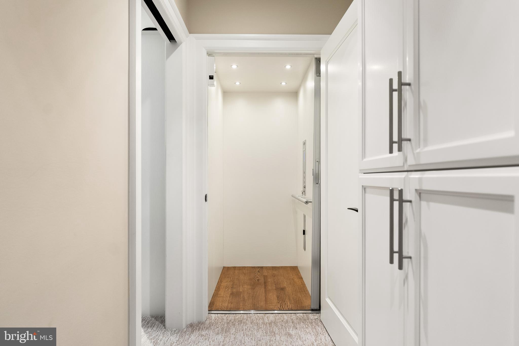 7301 BANNOCKBURN RIDGE COURT