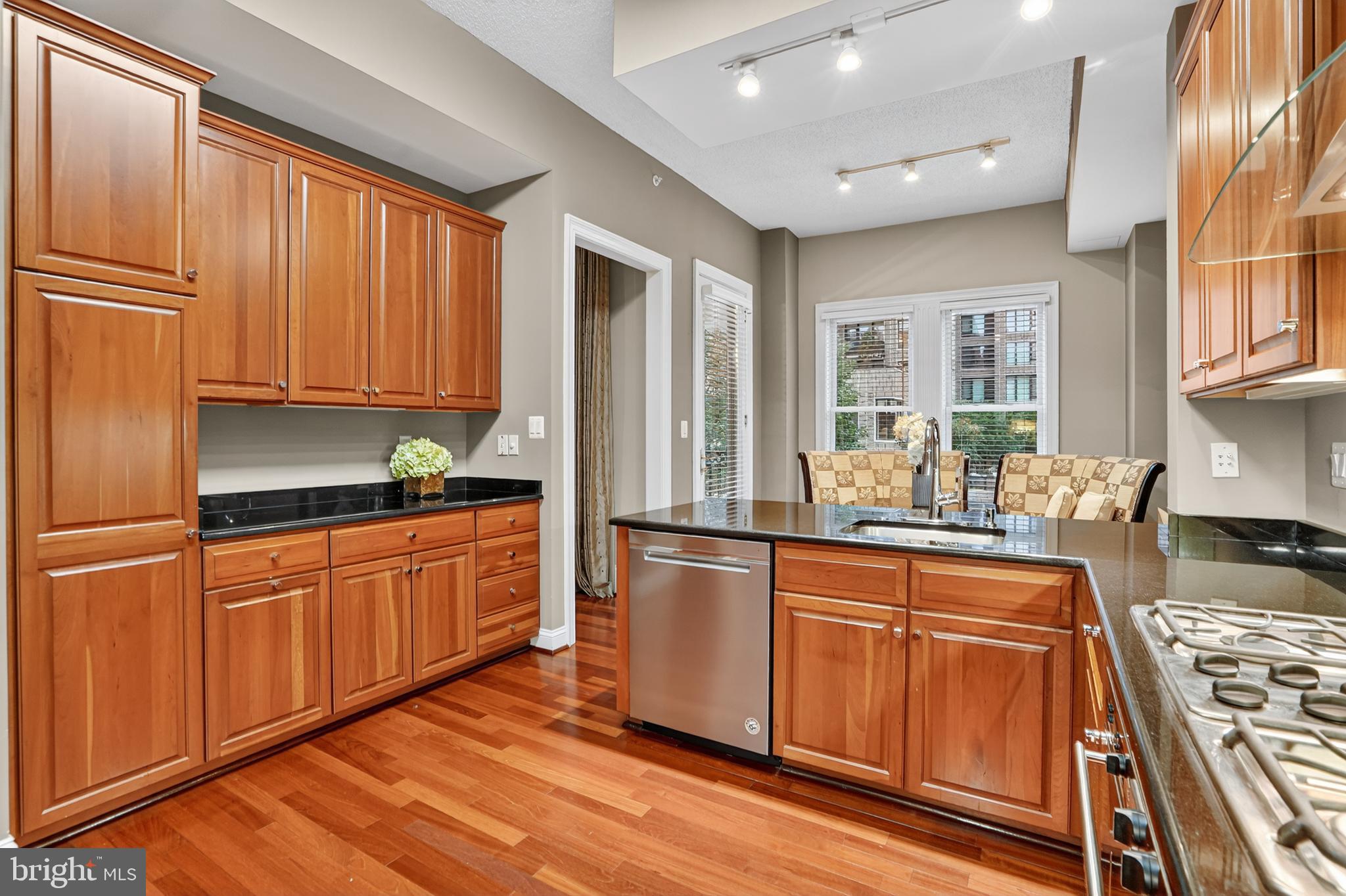 10400 STRATHMORE PARK COURT 403