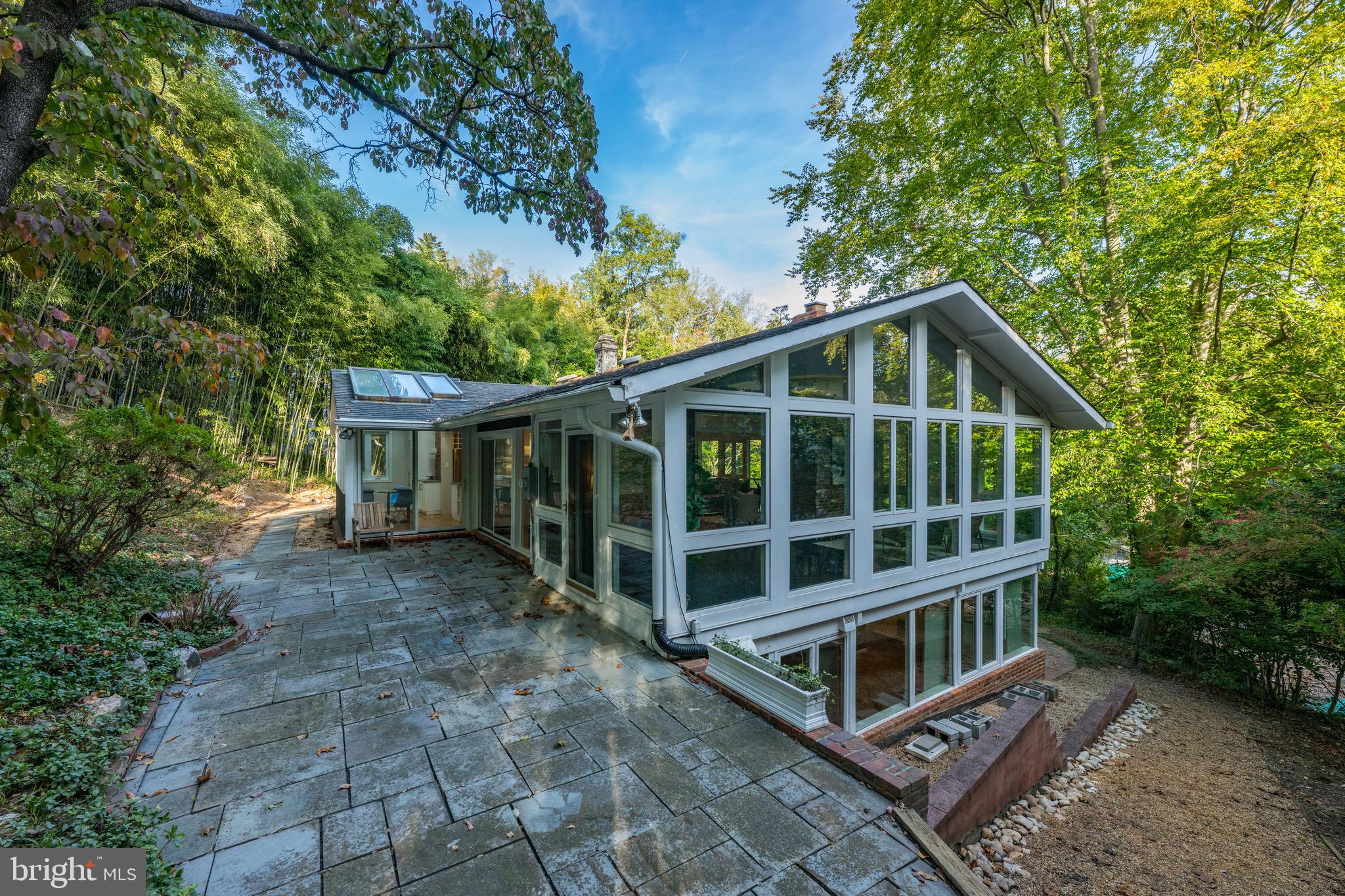 7108 BROXBURN DRIVE