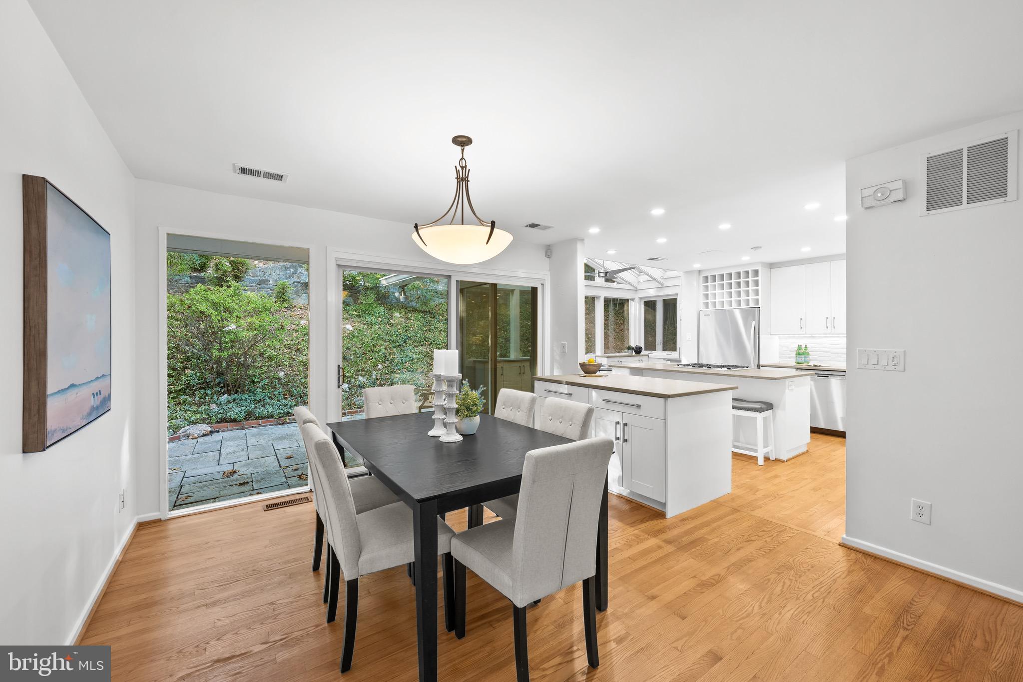 7108 BROXBURN DRIVE