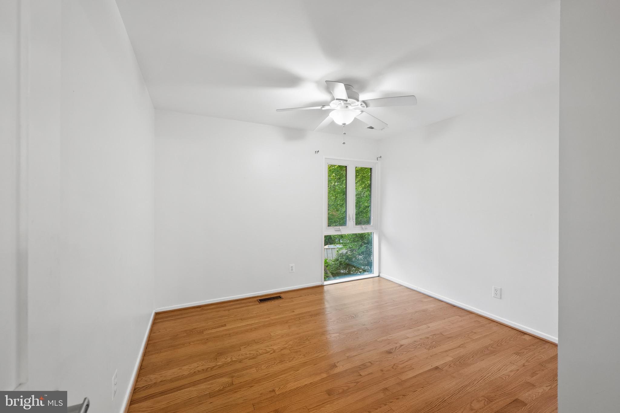 7108 BROXBURN DRIVE