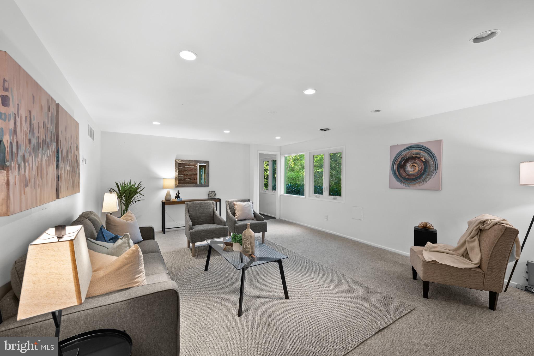 7108 BROXBURN DRIVE