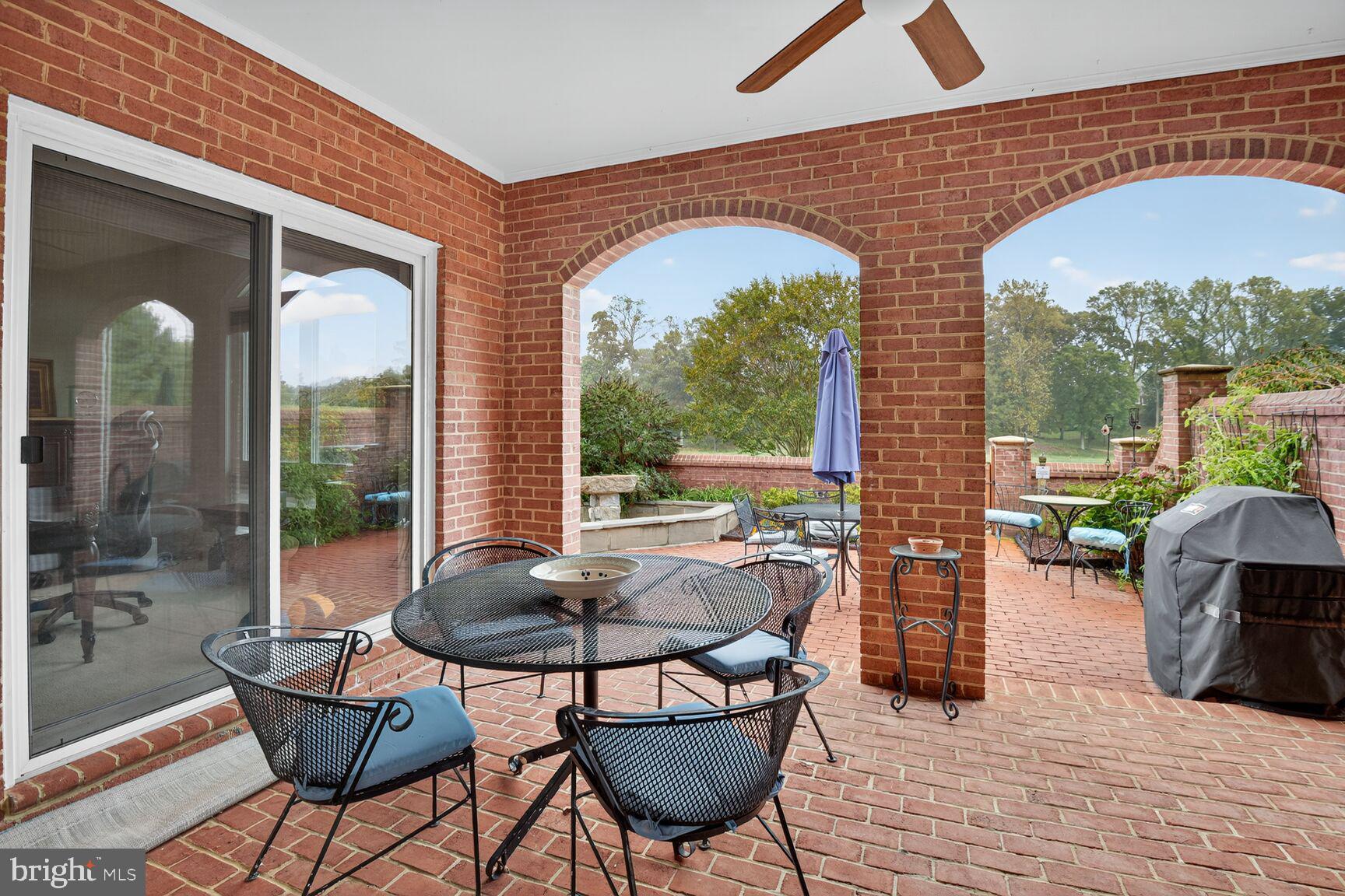 9412 TURNBERRY DRIVE