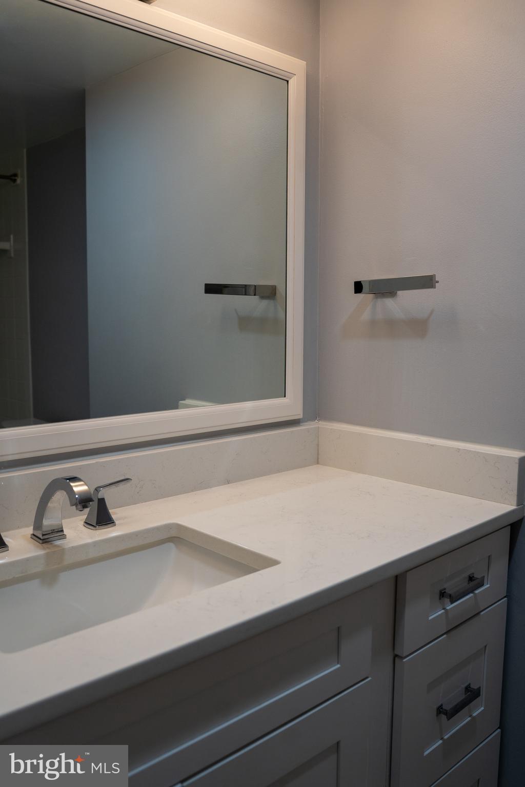 4601 N PARK AVENUE 1212