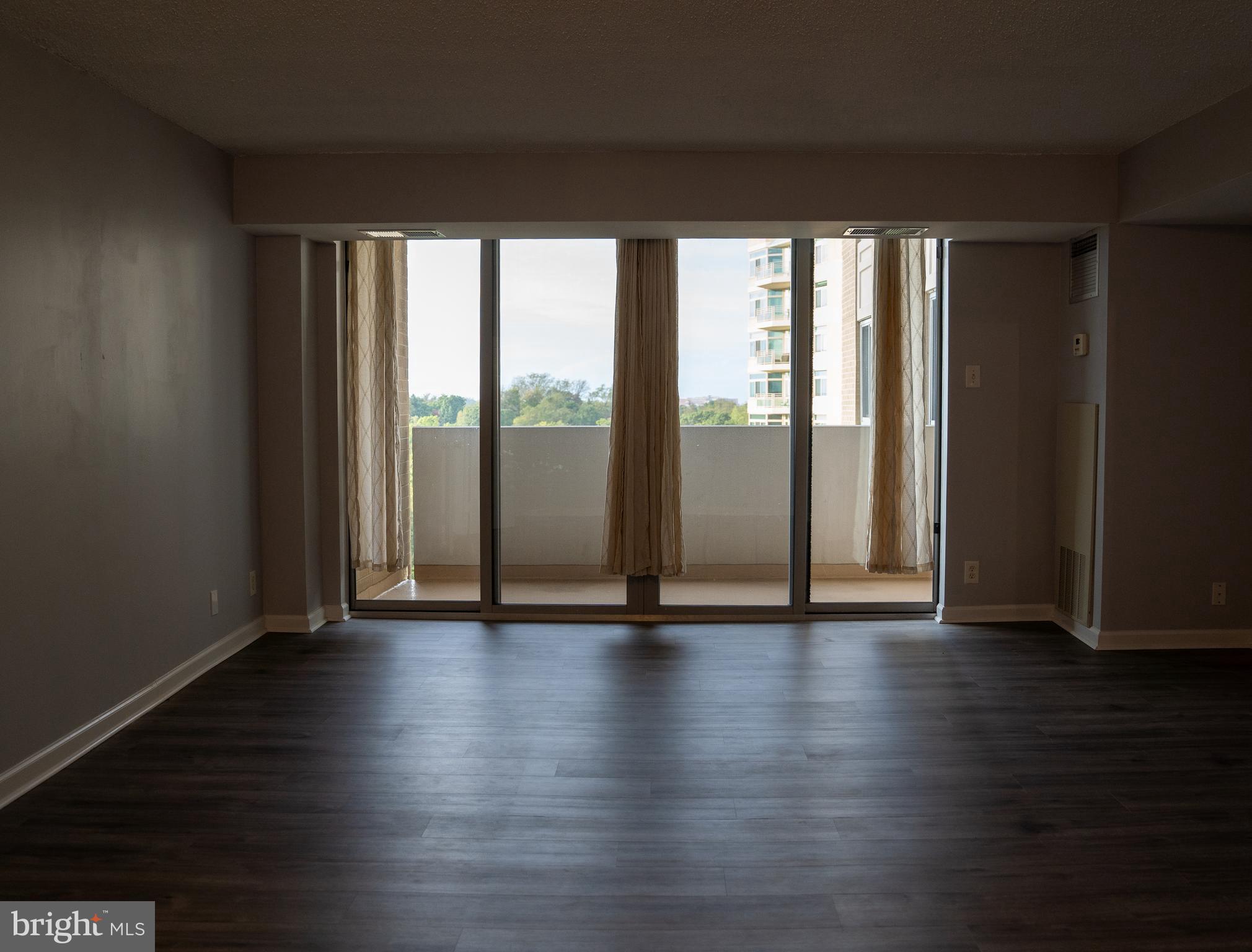 4601 N PARK AVENUE 1212