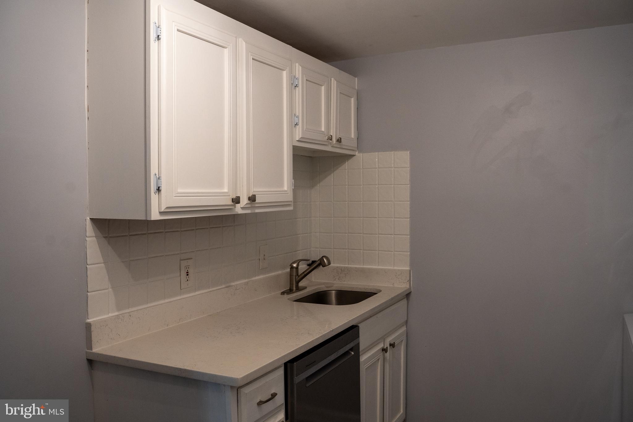 4601 N PARK AVENUE 1212