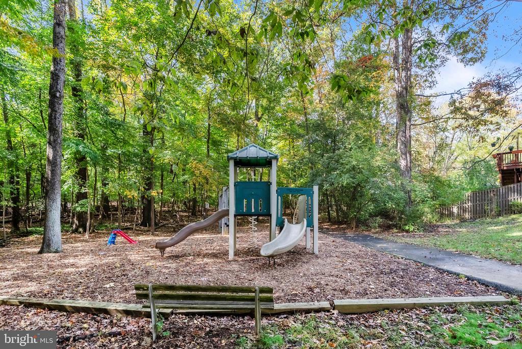 8074 INVERNESS RIDGE ROAD