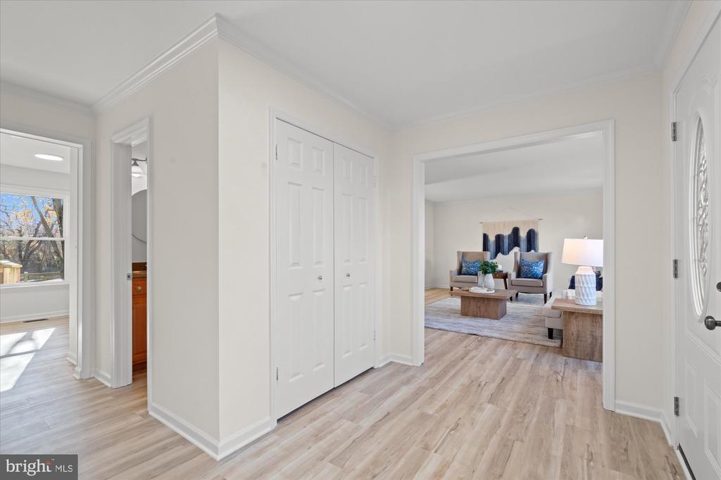 2 BEAUVOIR COURT
