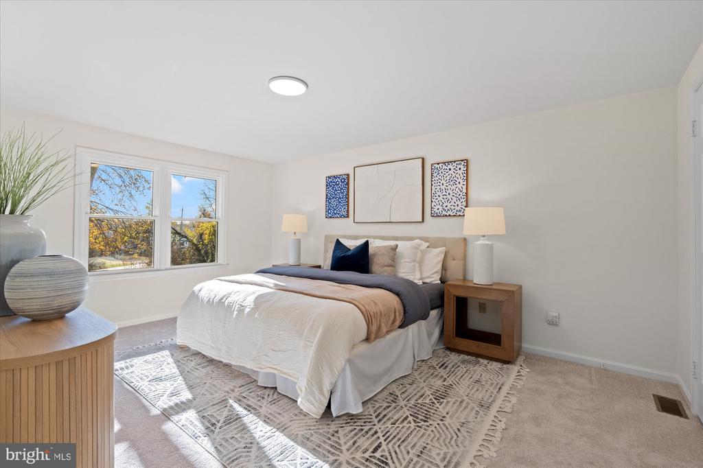 2 BEAUVOIR COURT
