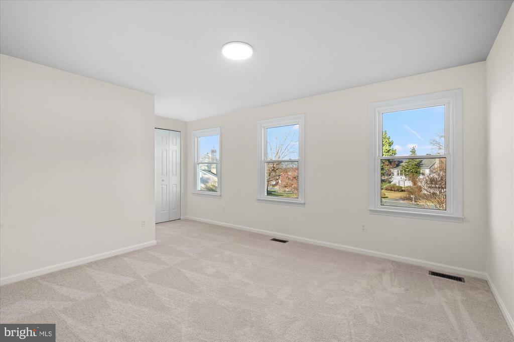 2 BEAUVOIR COURT