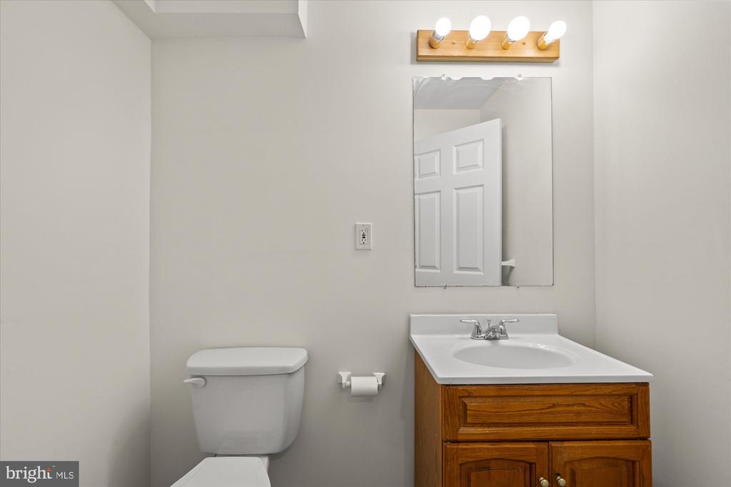 2 BEAUVOIR COURT