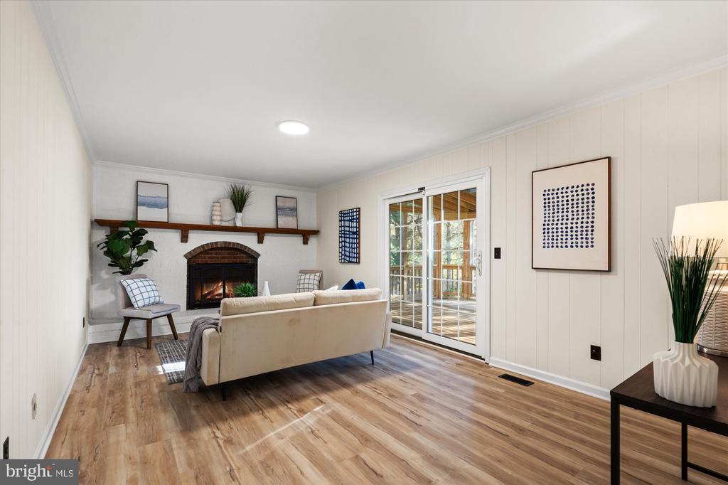 2 BEAUVOIR COURT