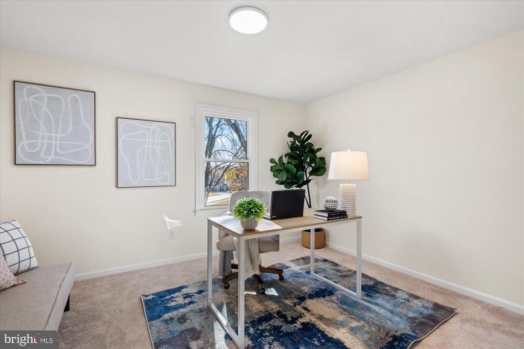 2 BEAUVOIR COURT