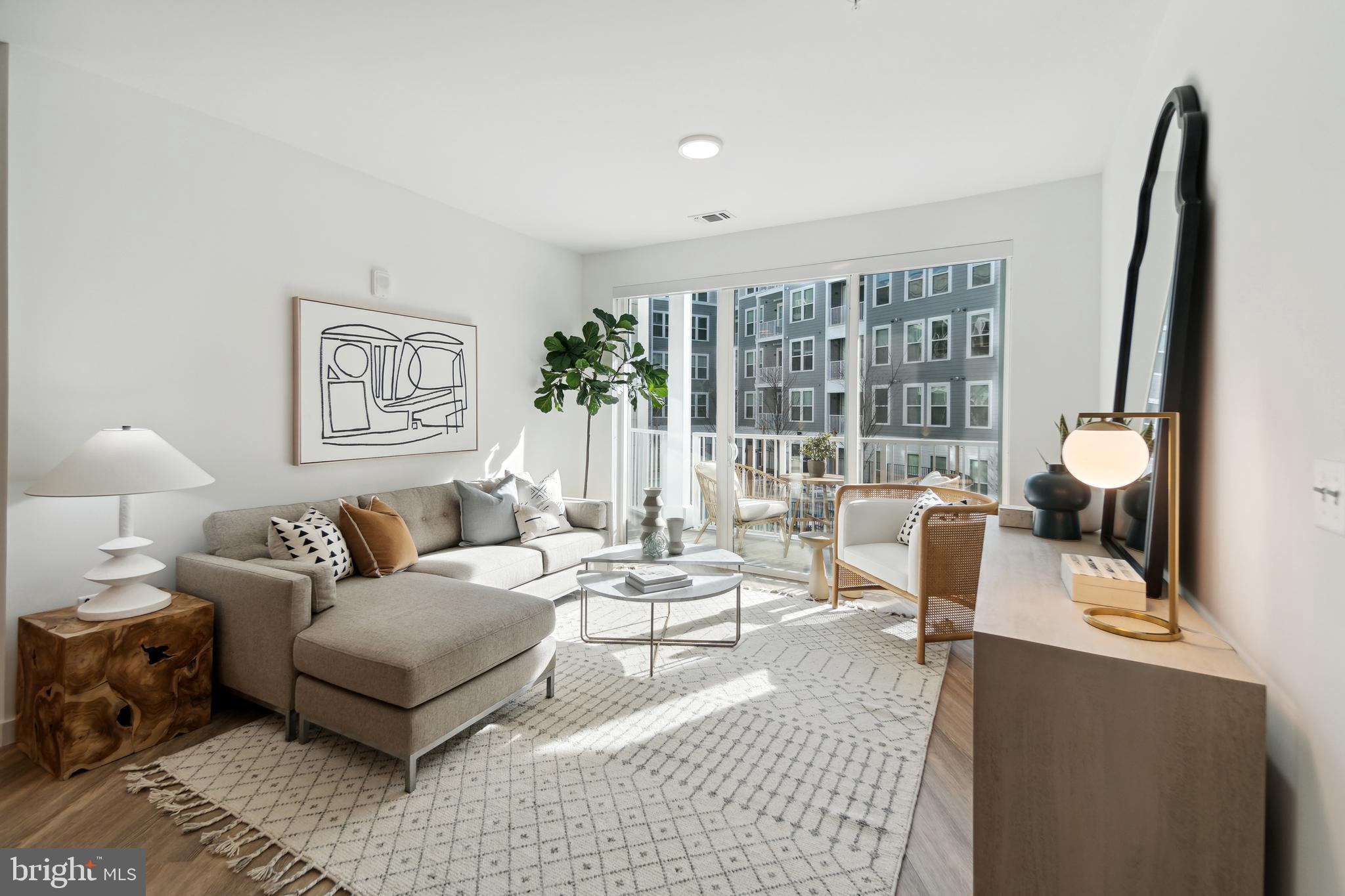 3820 CHAPLIN PLACE 1013/CLAUDE /VARIES