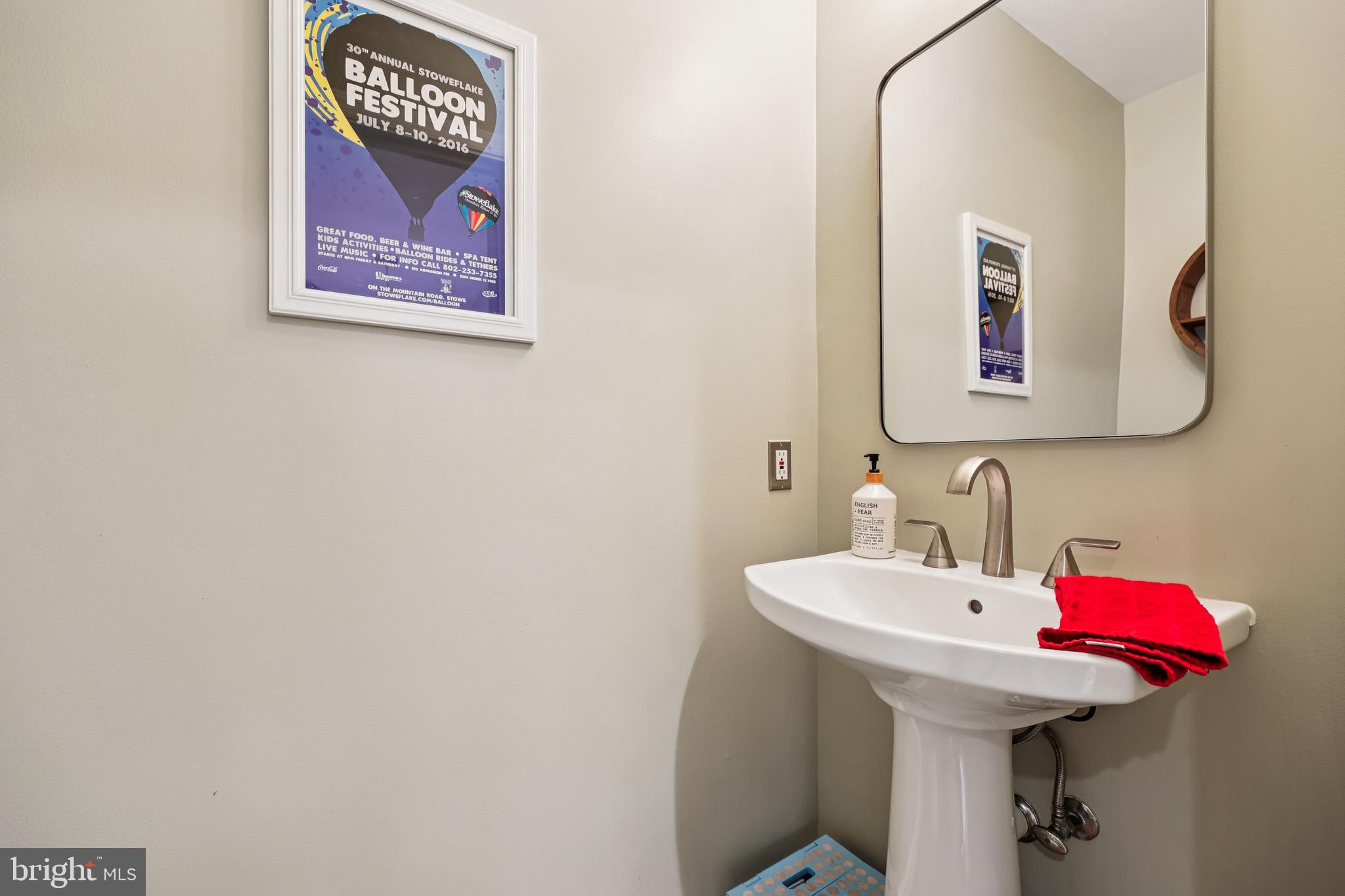 2725 WASHINGTON AVENUE