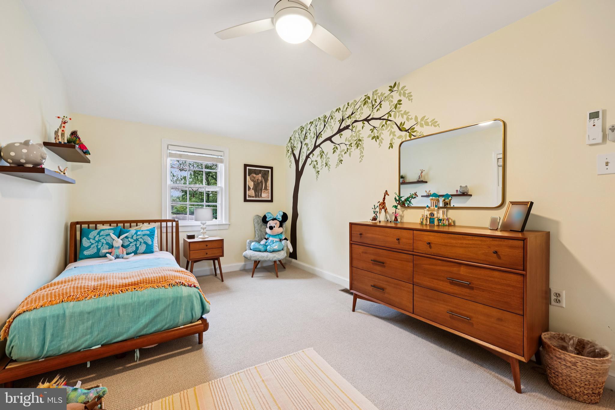 2725 WASHINGTON AVENUE