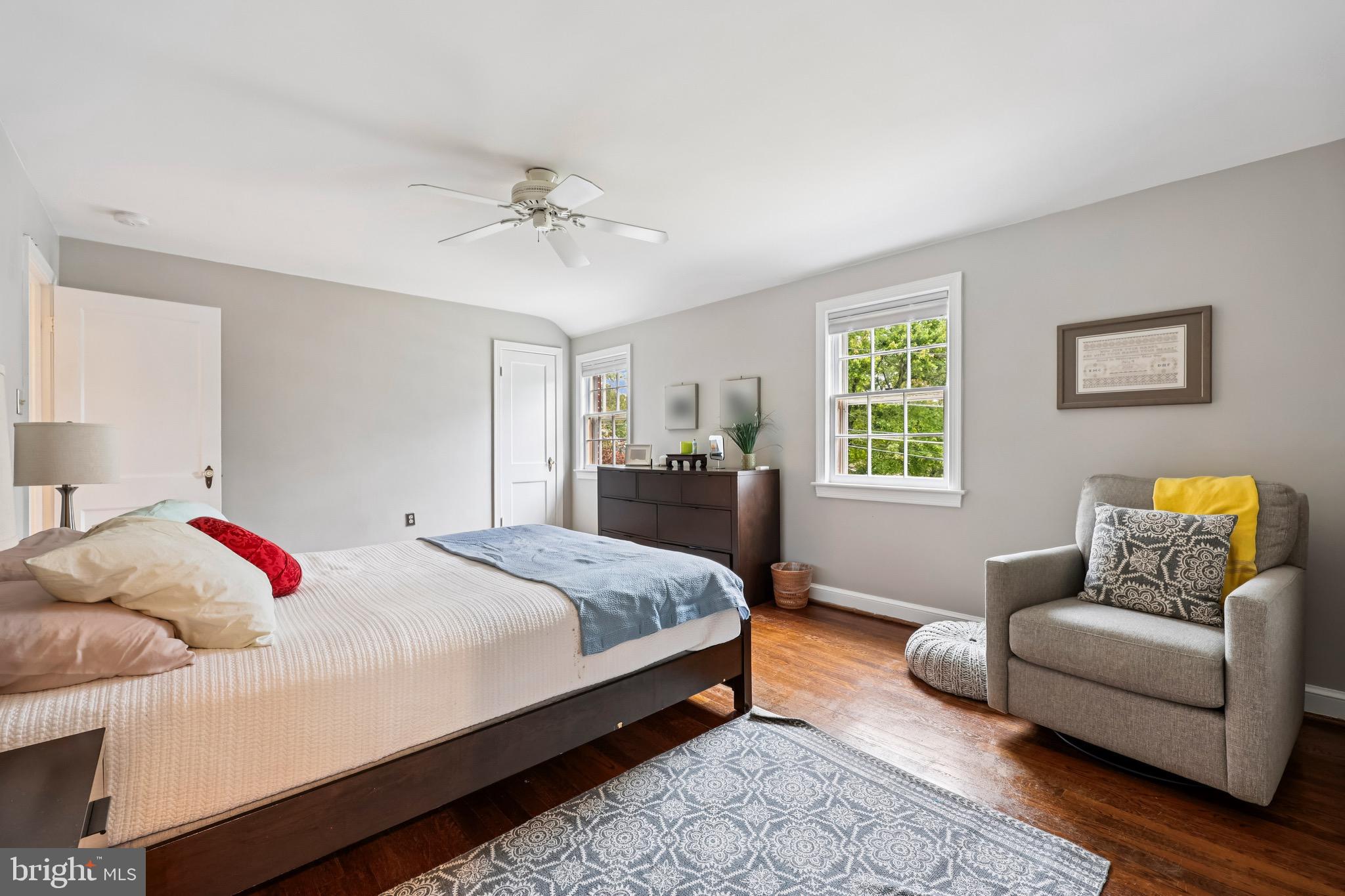 2725 WASHINGTON AVENUE