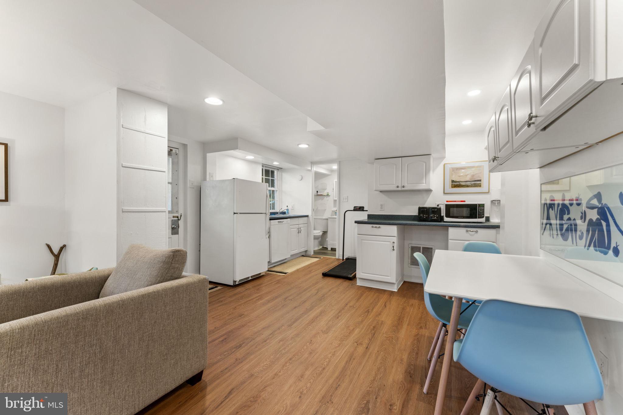 5302 BALTIMORE AVENUE