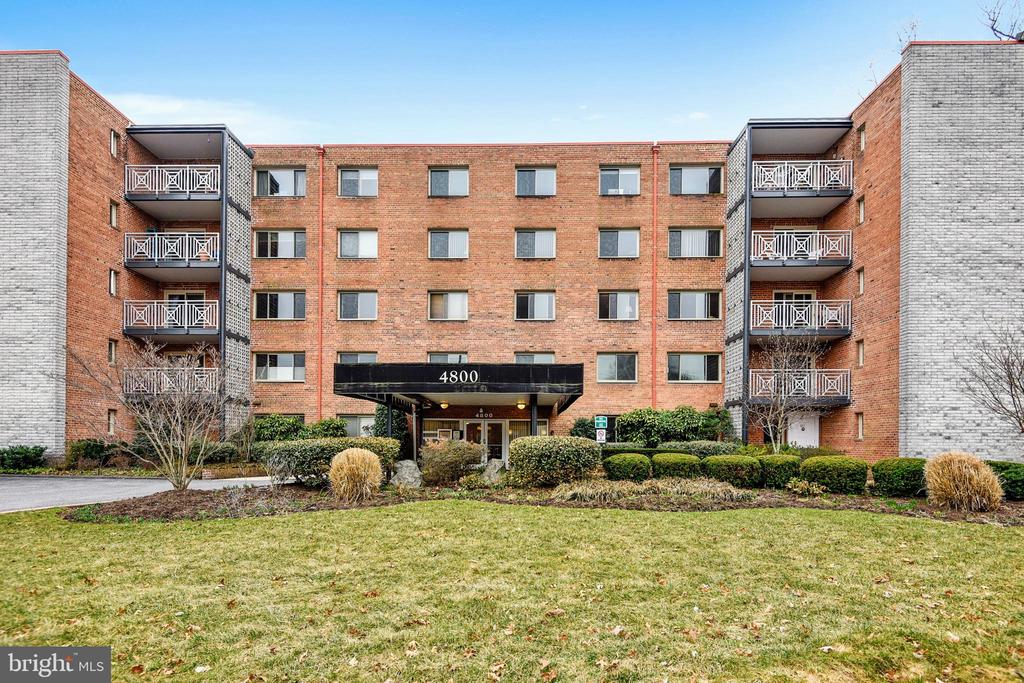 4800 CHEVY CHASE DRIVE 101