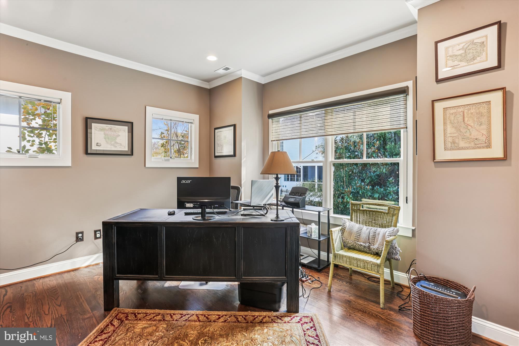 5502 ROOSEVELT STREET