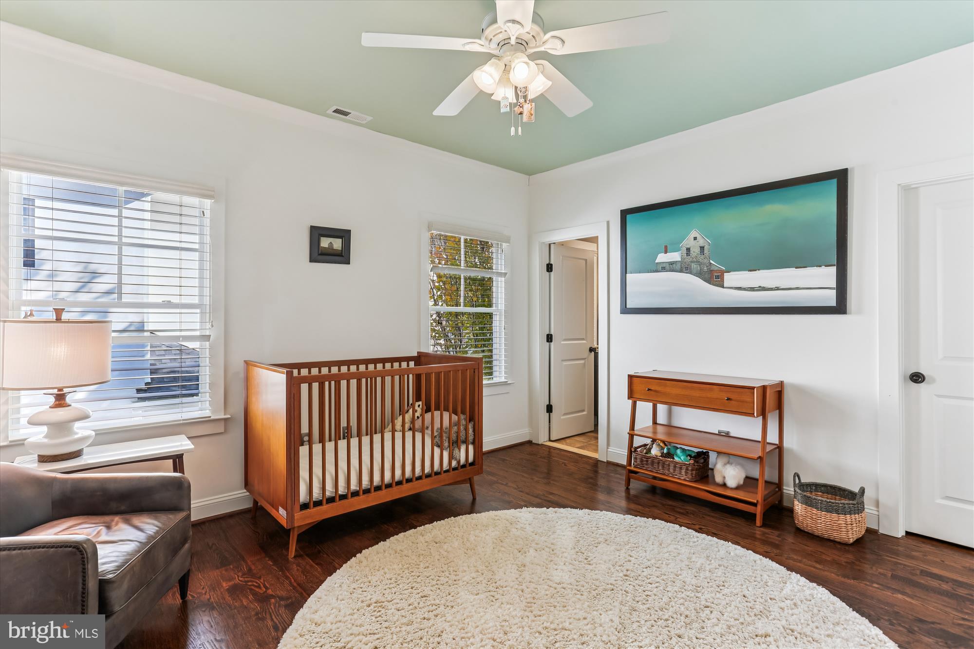 5502 ROOSEVELT STREET