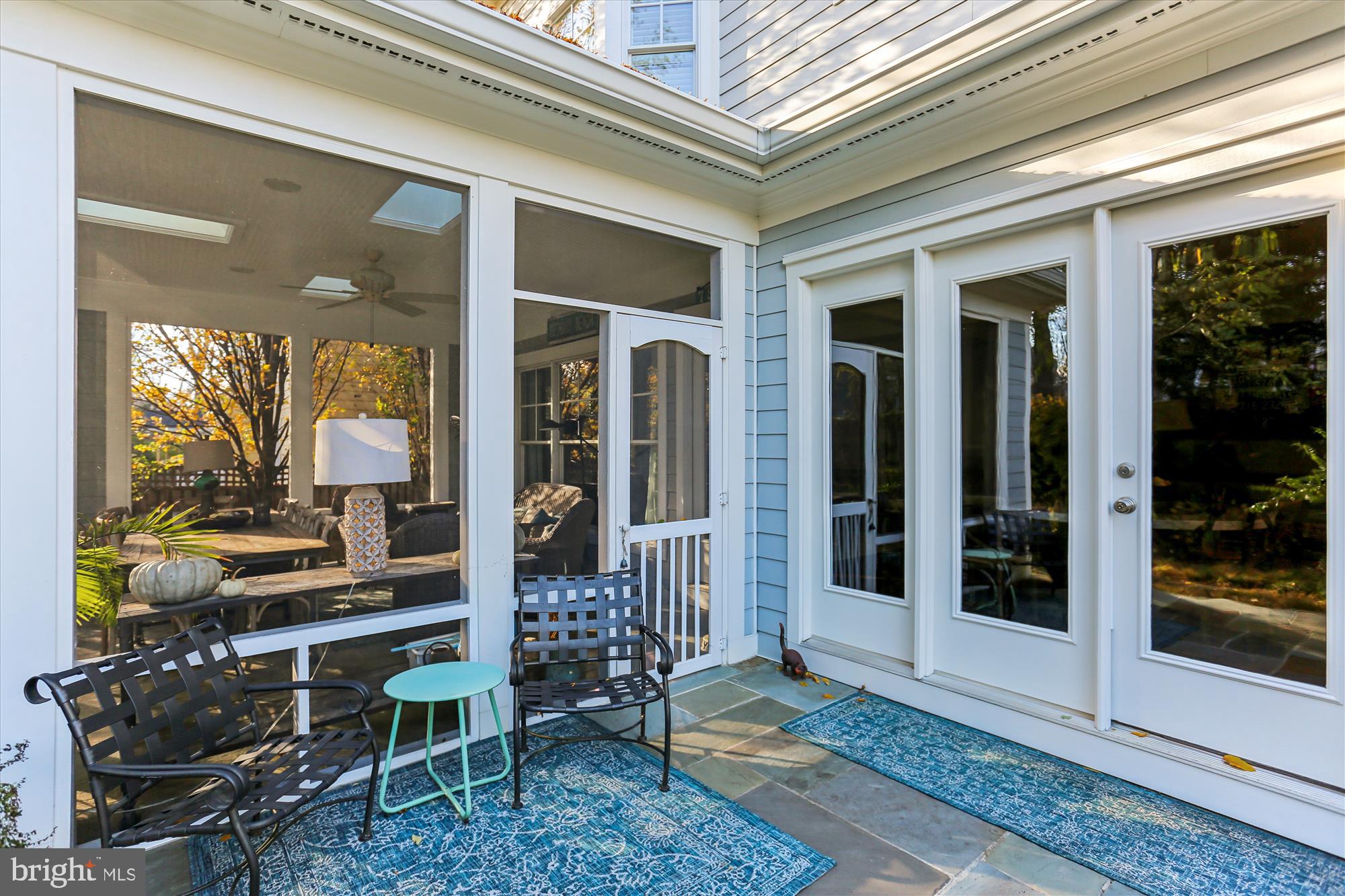 5502 ROOSEVELT STREET