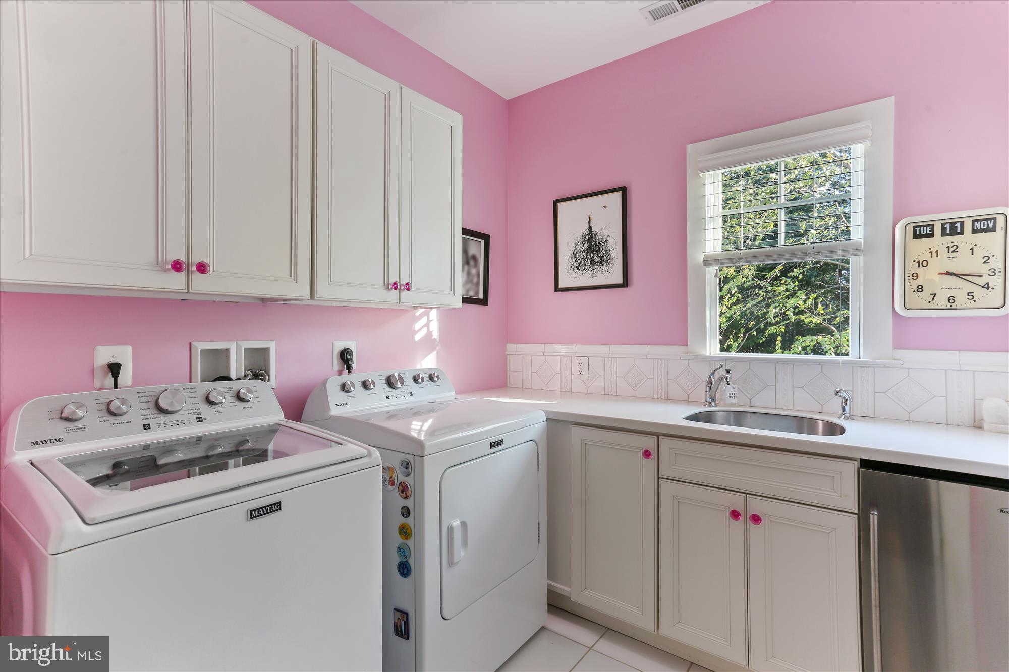 5502 ROOSEVELT STREET