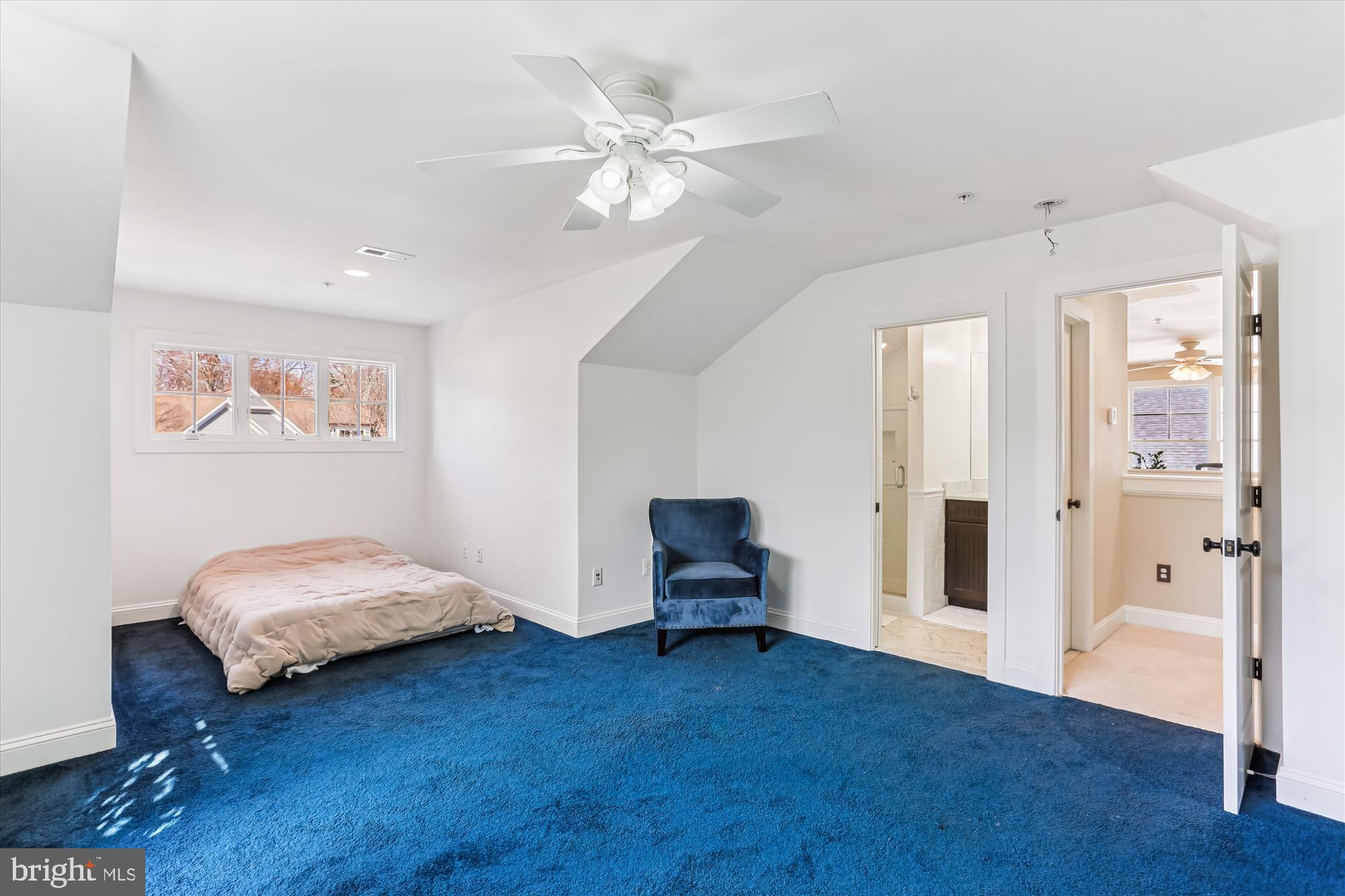 5502 ROOSEVELT STREET