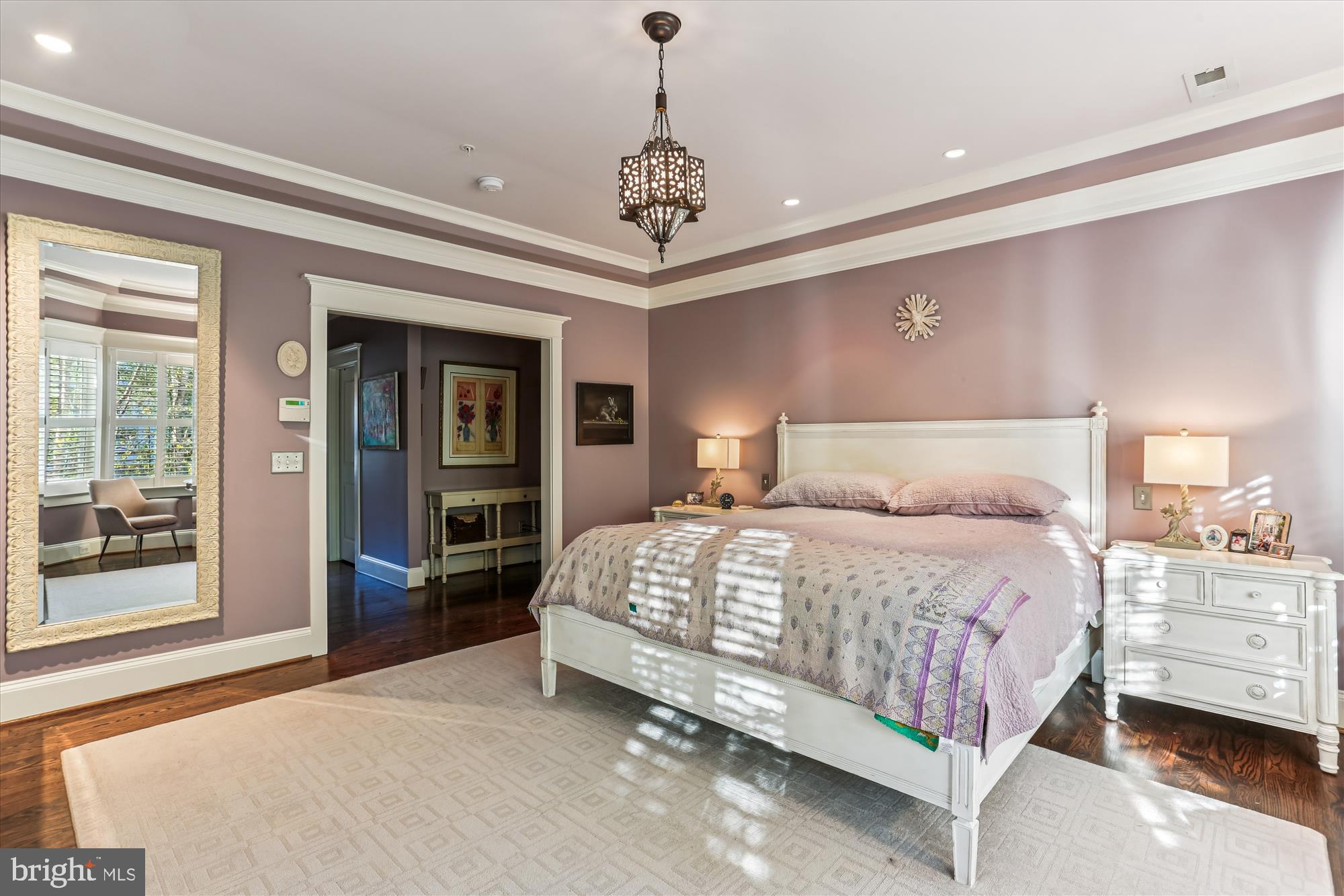 5502 ROOSEVELT STREET