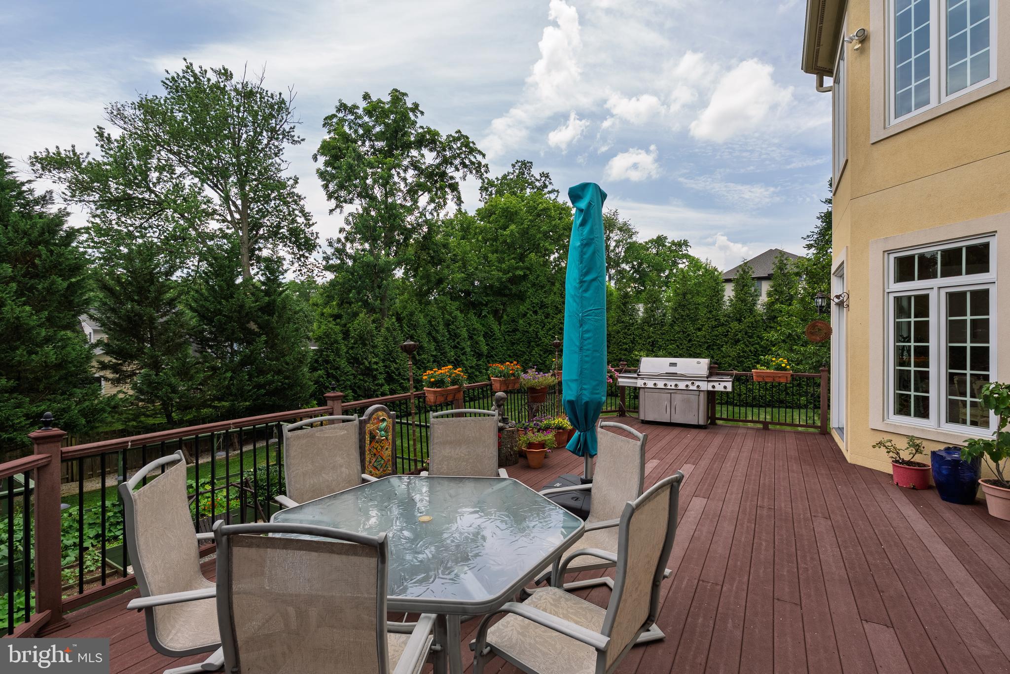 5812 LONE OAK DRIVE