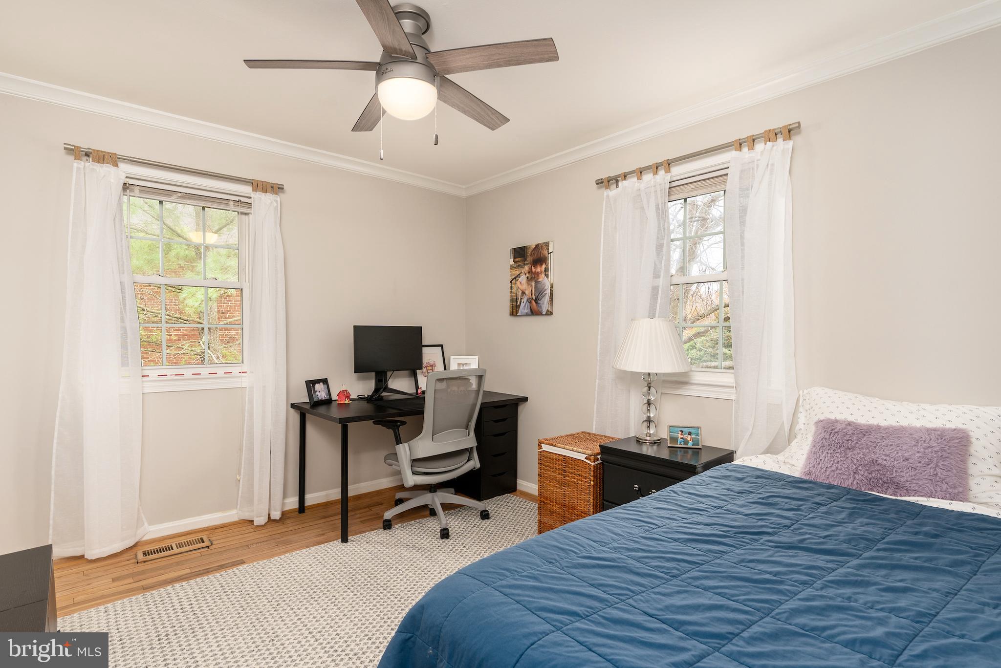 5050 BRADLEY BOULEVARD 6