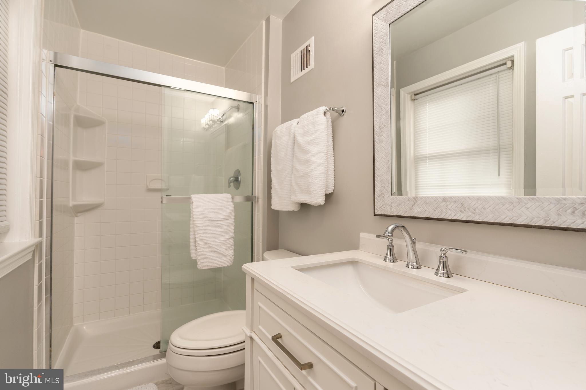 5050 BRADLEY BOULEVARD 6