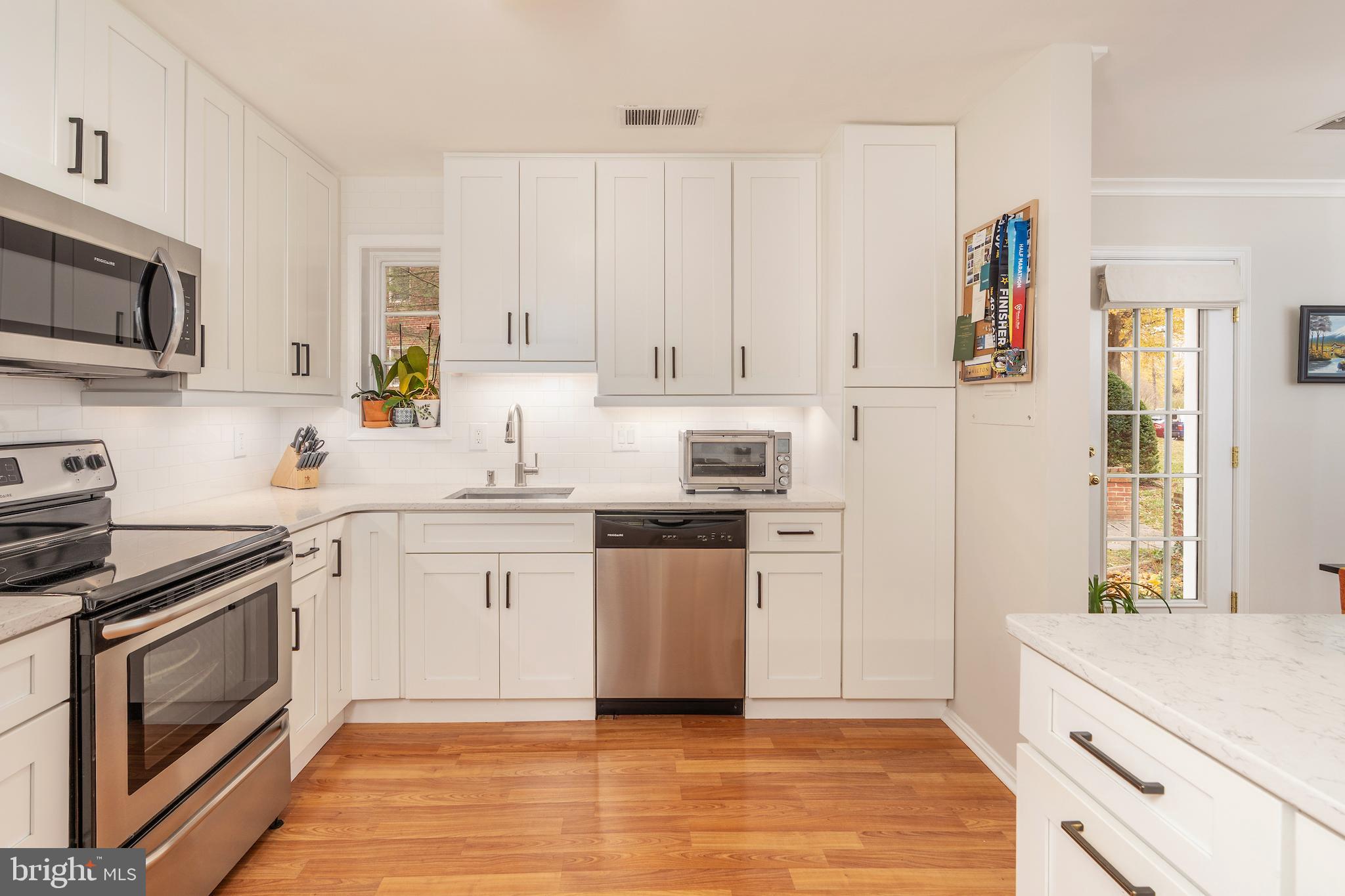 5050 BRADLEY BOULEVARD 6