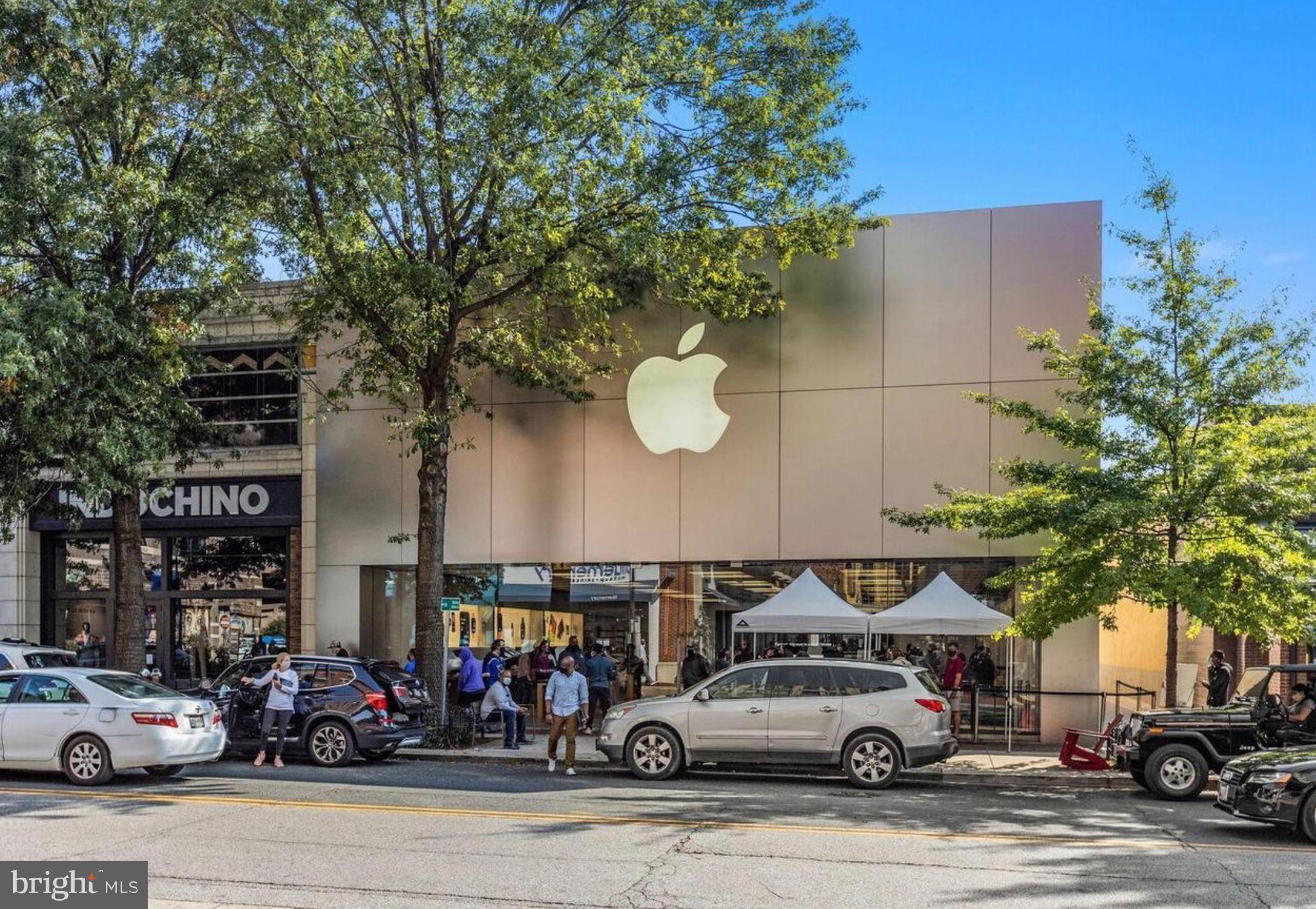 5050 BRADLEY BOULEVARD 6