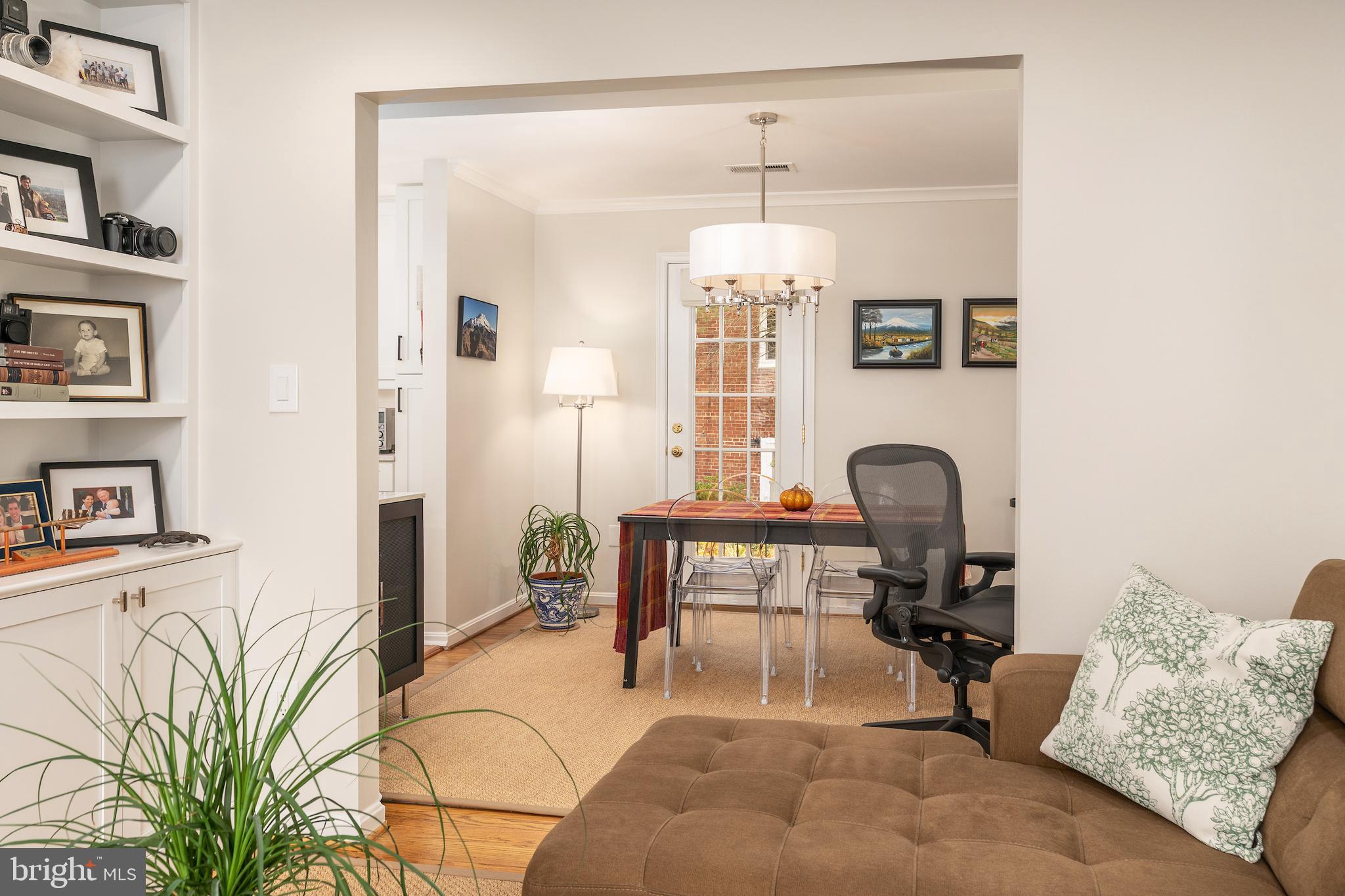 5050 BRADLEY BOULEVARD 6