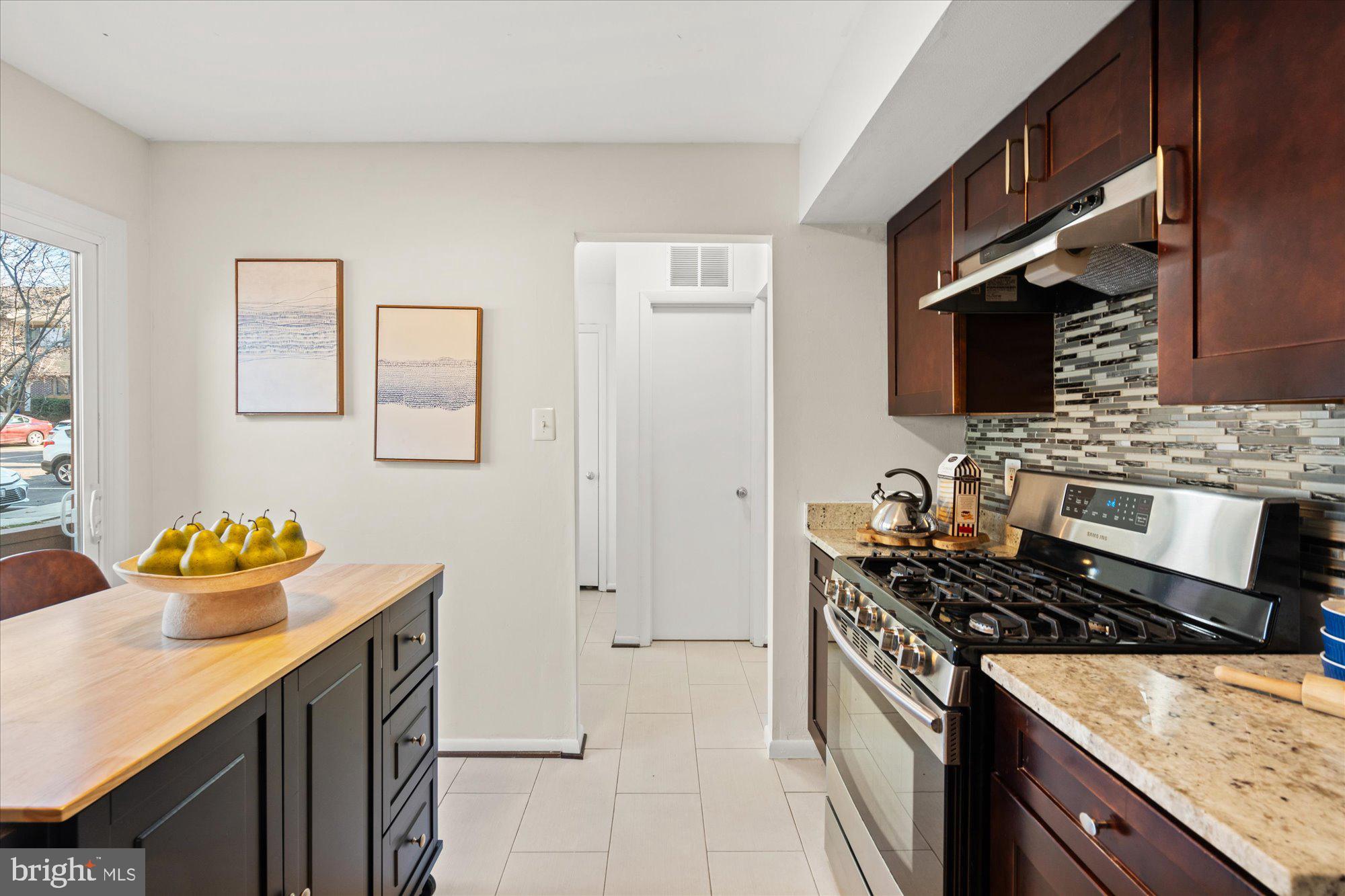 20406 WATERS POINT LANE