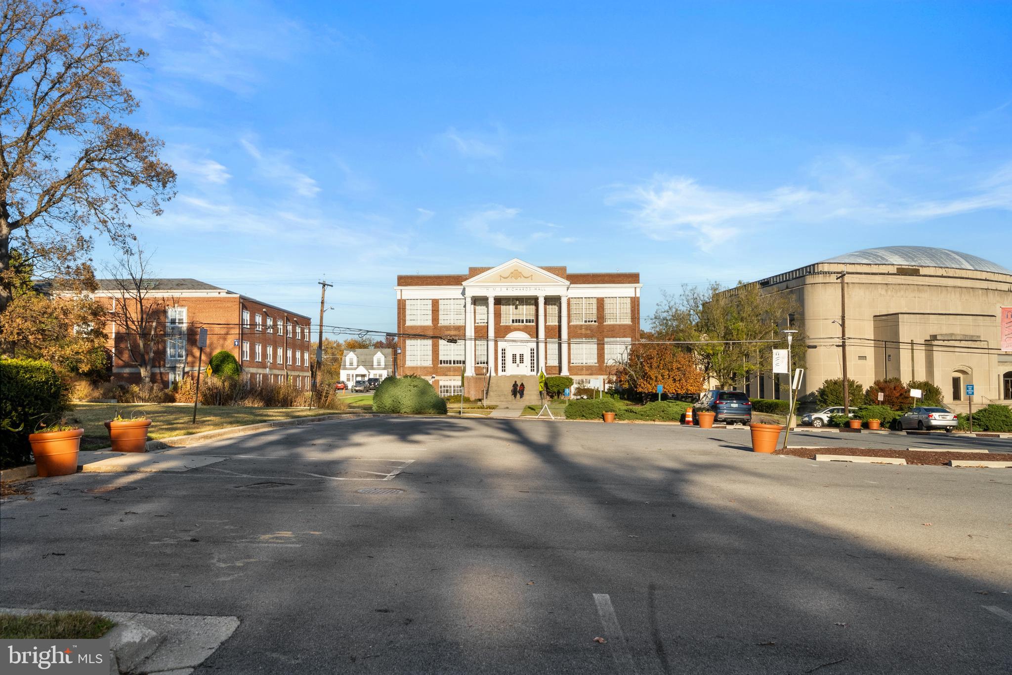 7610 CARROLL AVENUE 310