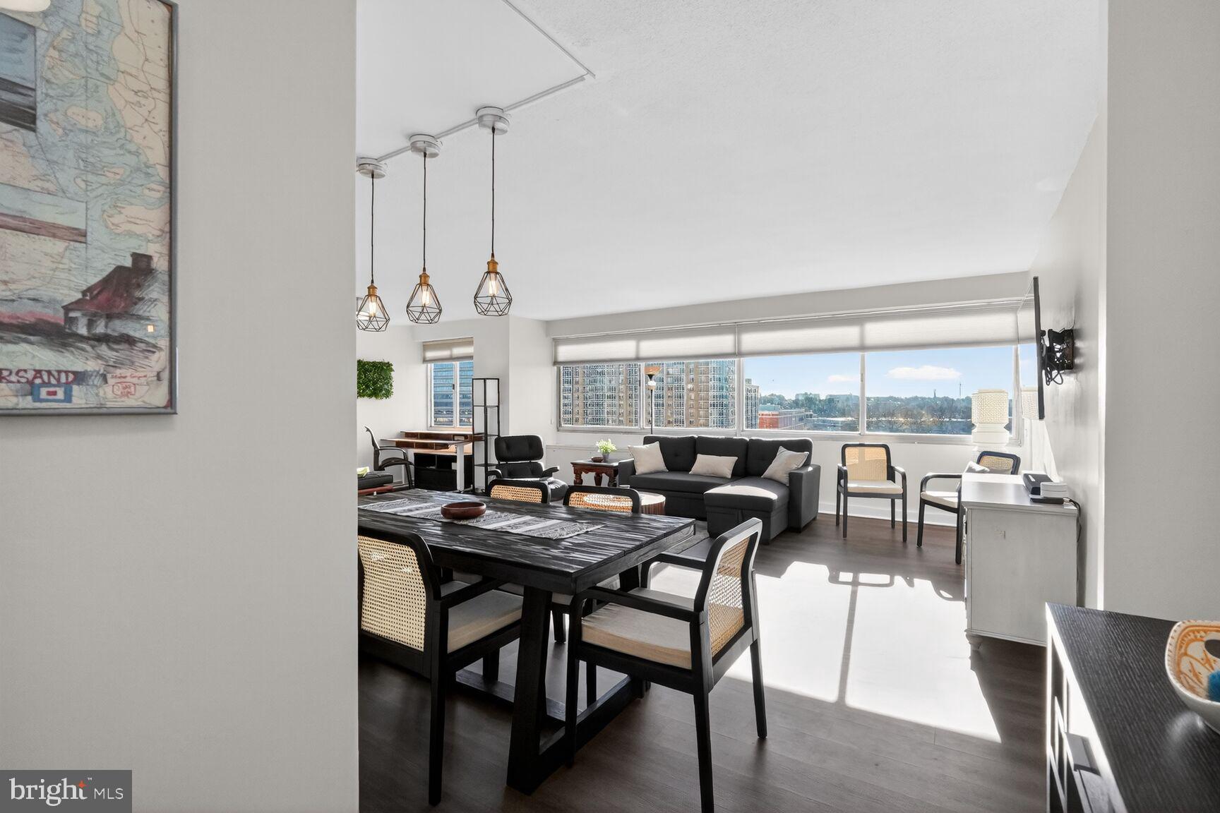 4515 WILLARD AVENUE 1601S