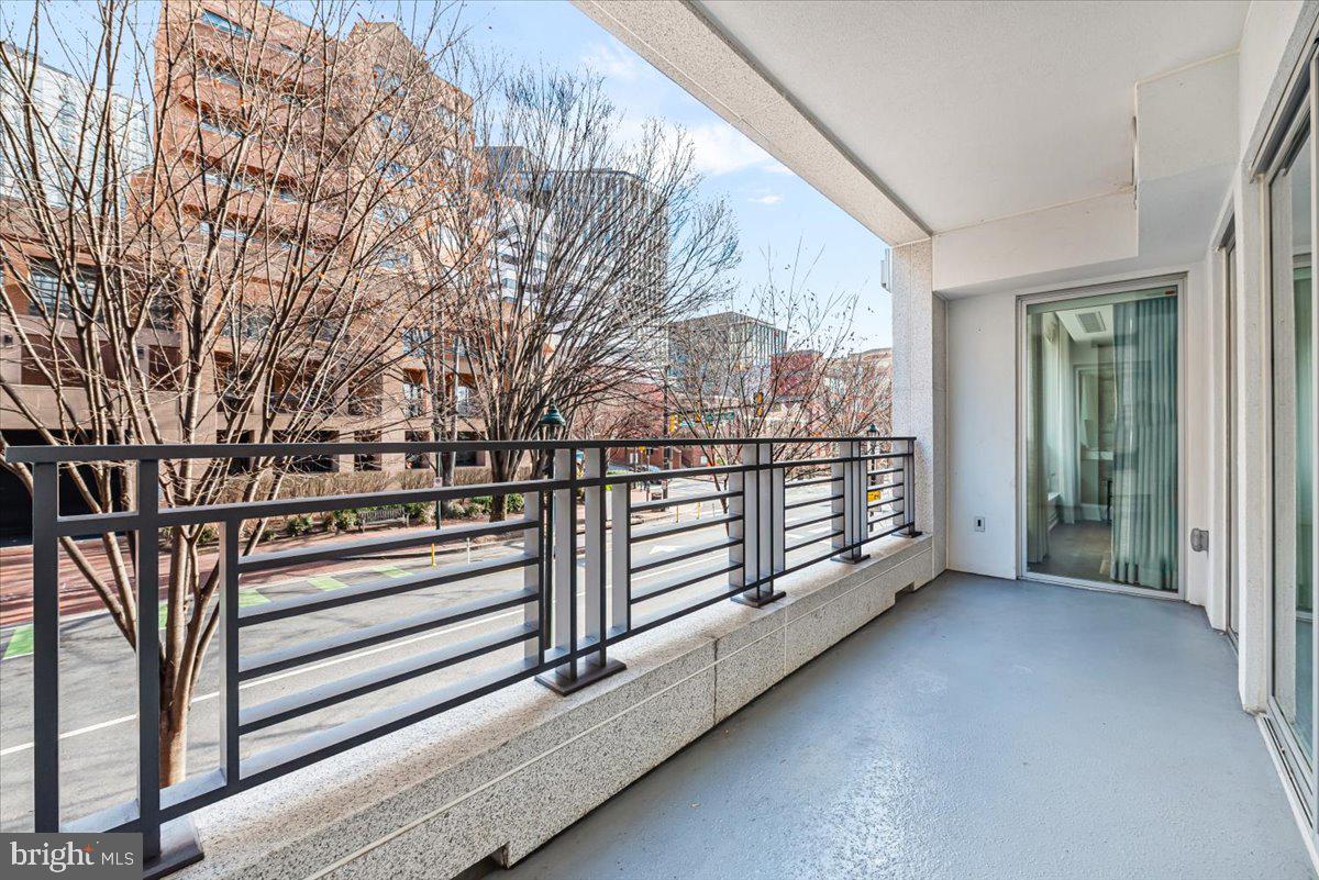 4901 HAMPDEN LANE 205