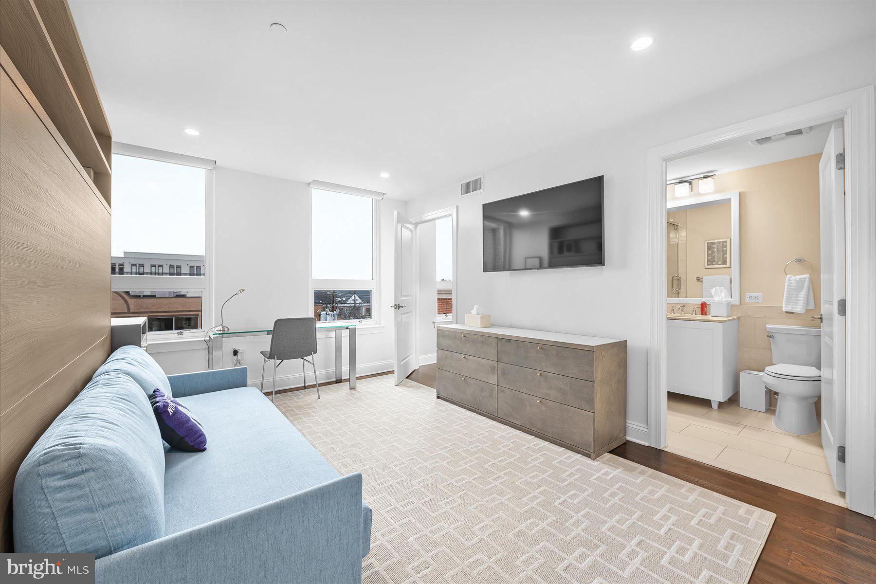 4915 HAMPDEN LANE 405