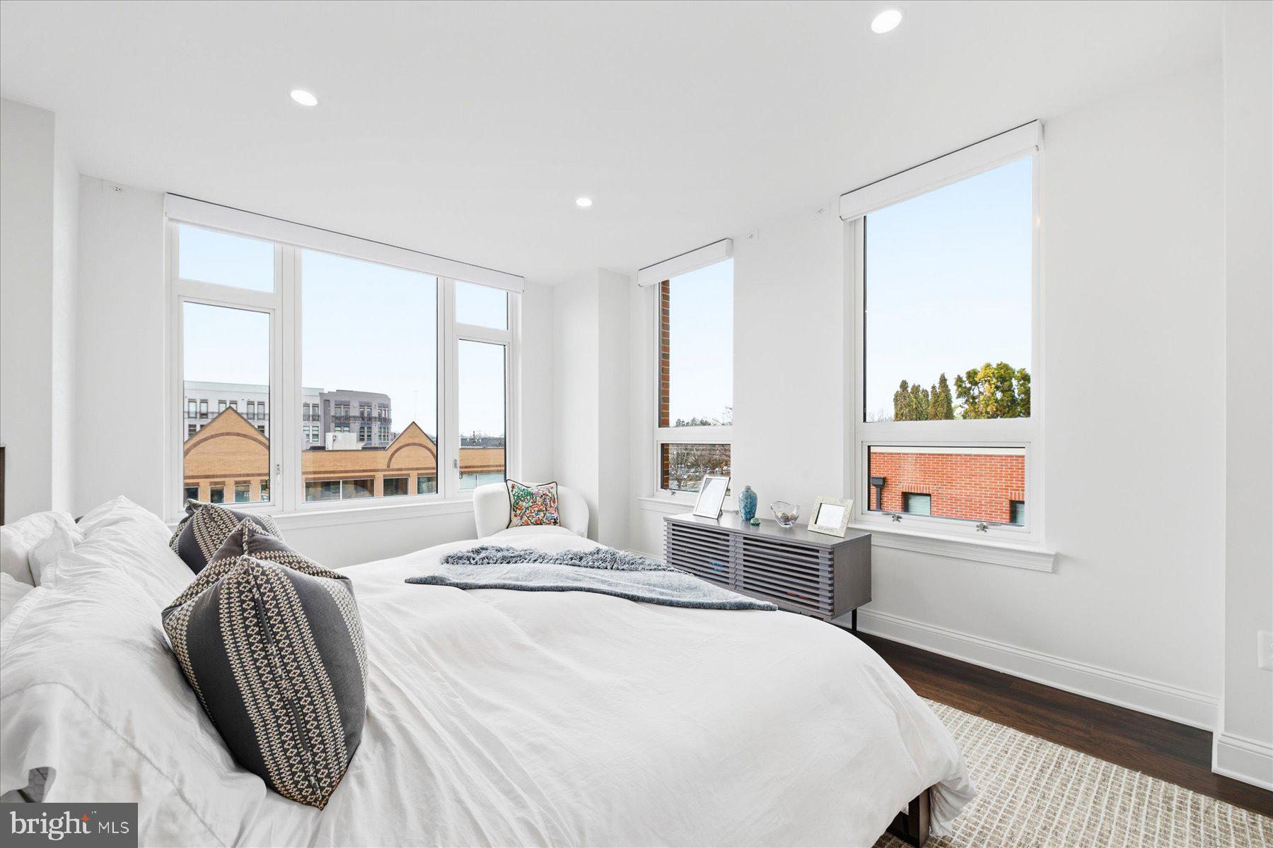 4915 HAMPDEN LANE 405