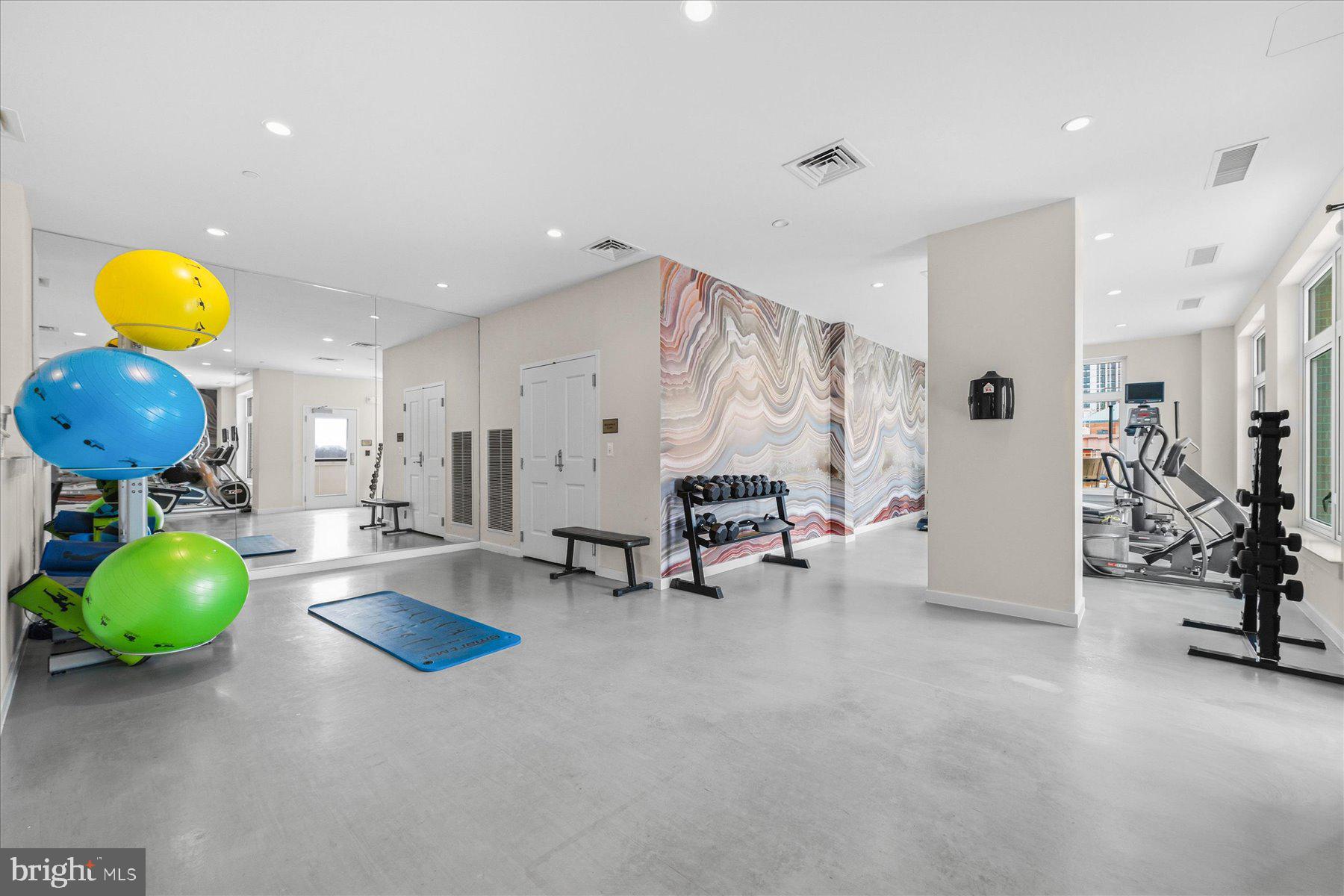 4915 HAMPDEN LANE 405